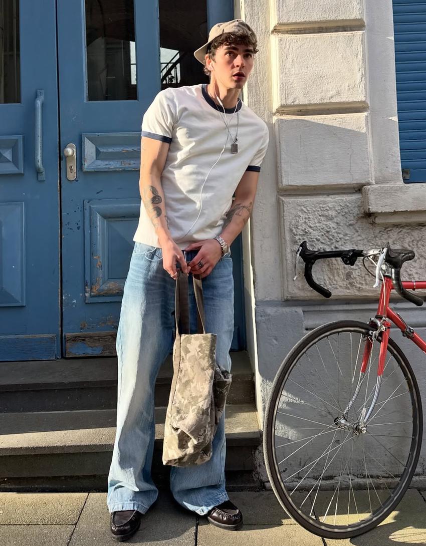 Flared baggy jeans-Light blue