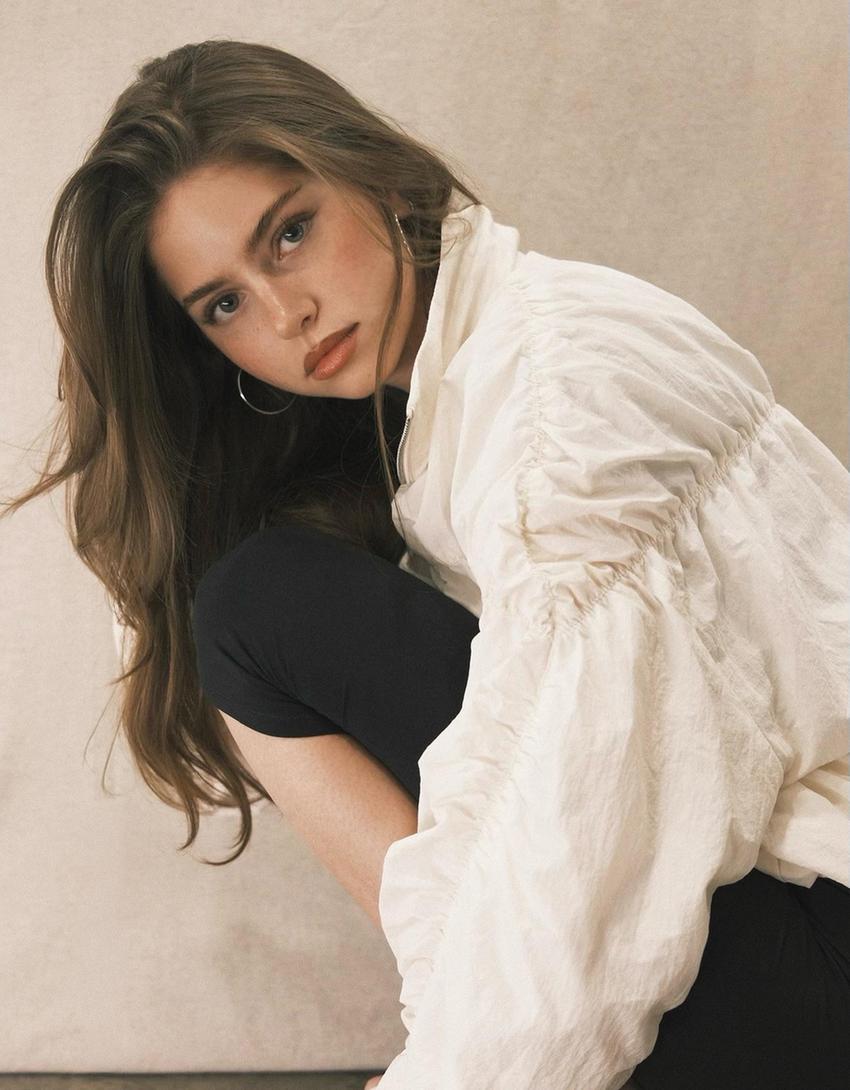 Giubbotto tecnico arricciato-Avorio