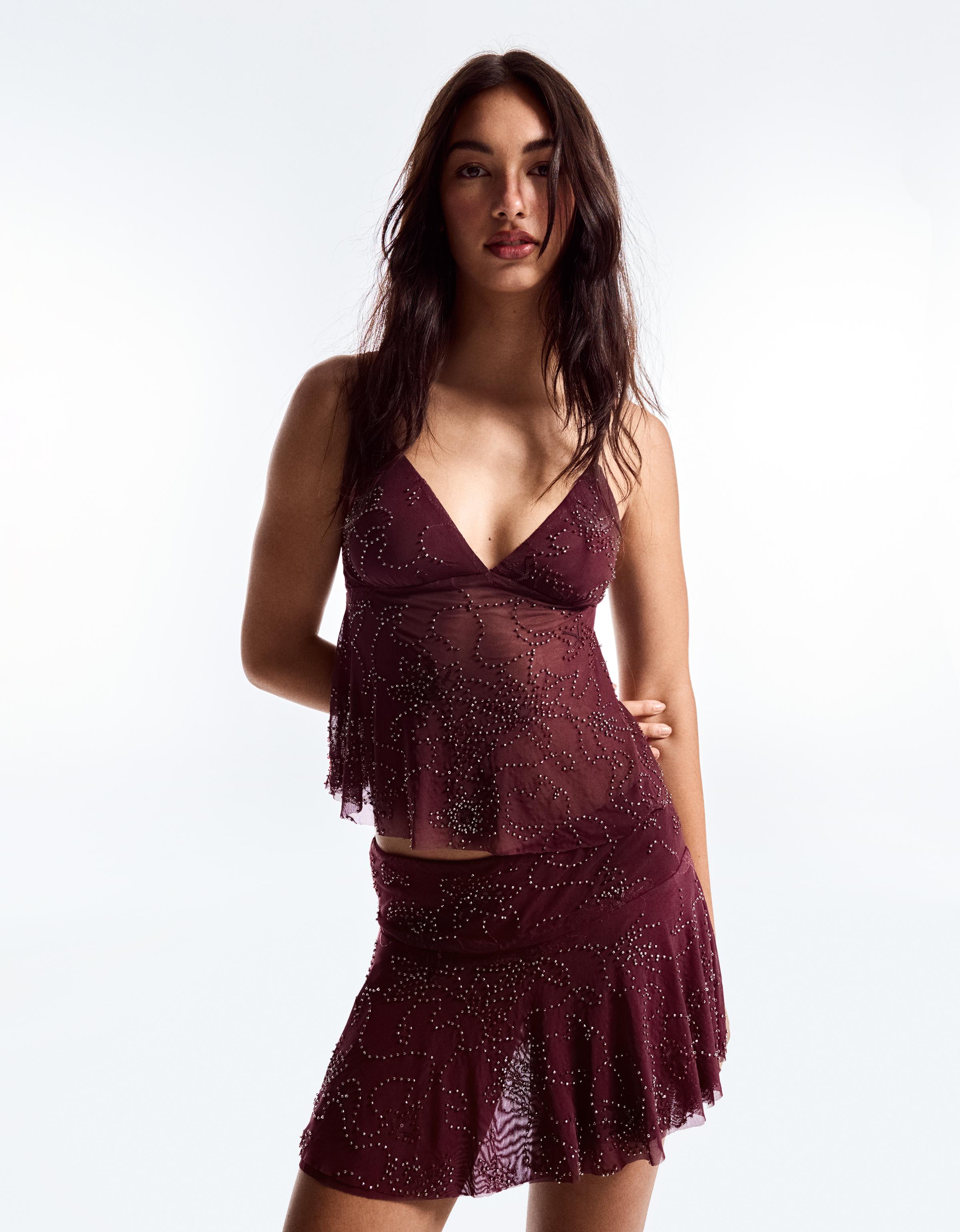 Embroidered ruffle mini skirt — Burgundy