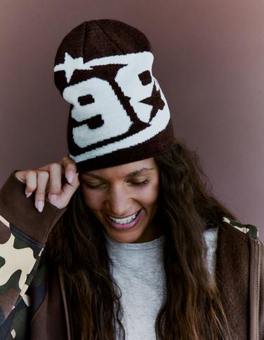 Graphic knit beanie — White 1