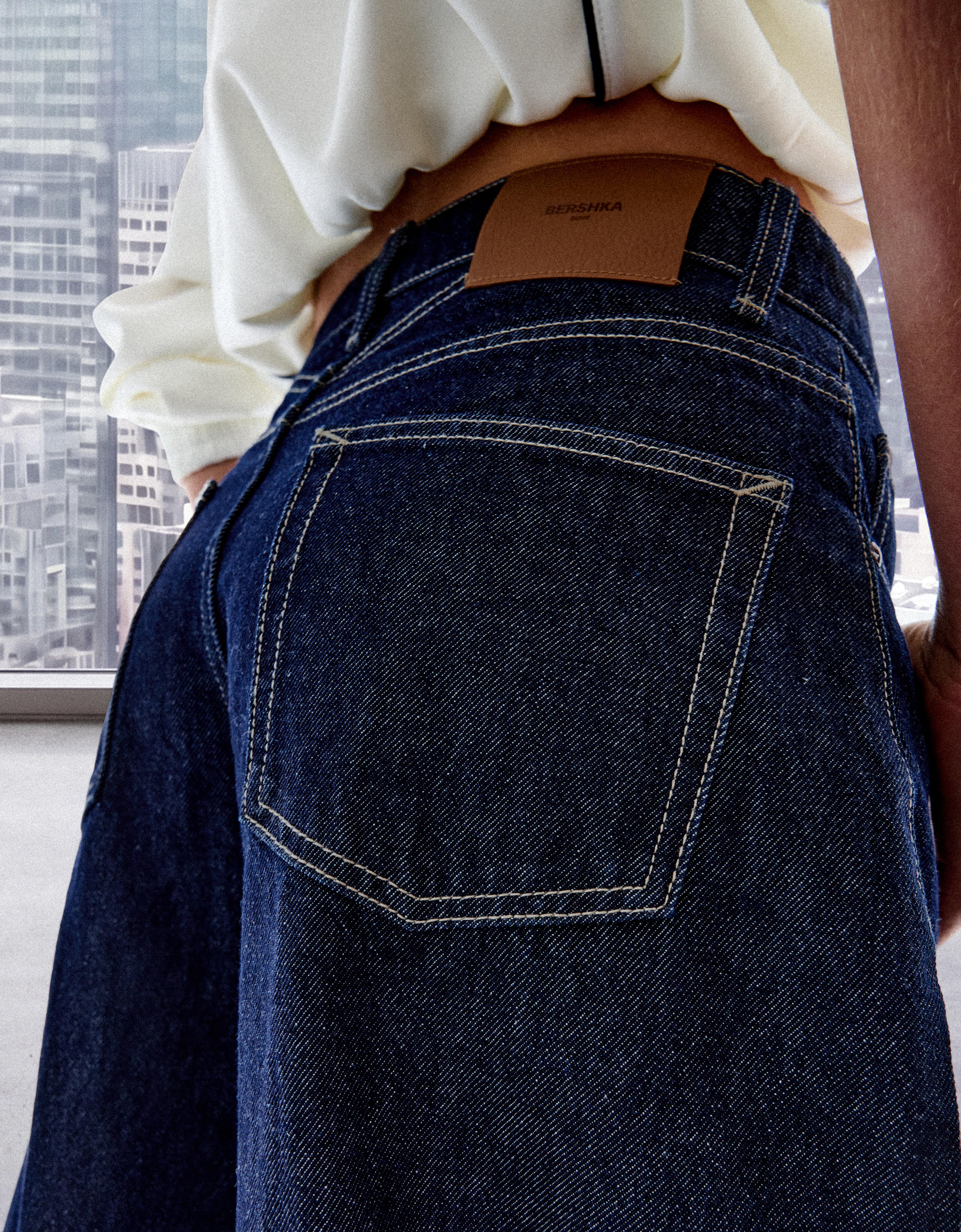 High-waist barrel jeans — Navy