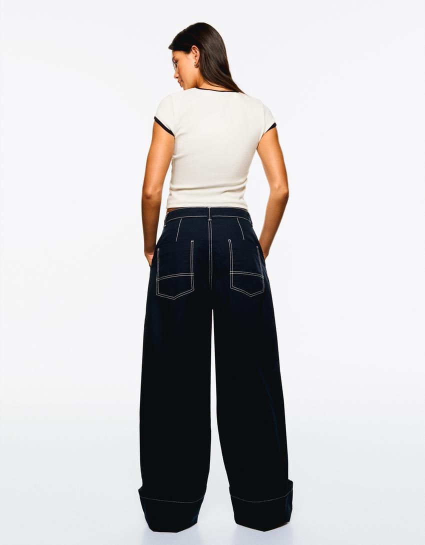 Contrasting wide-leg pants