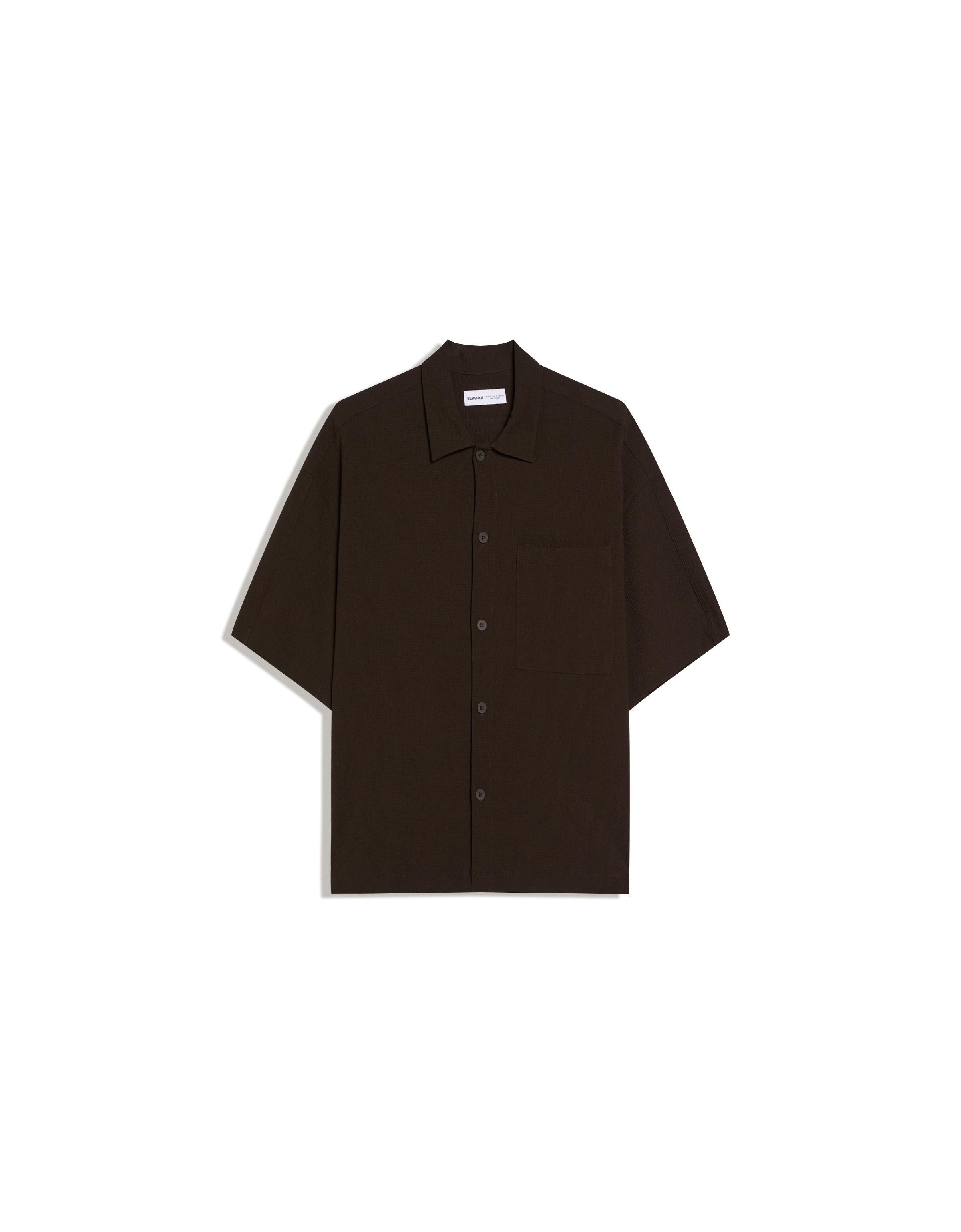 Pleated short sleeve boxy shirt — Brown