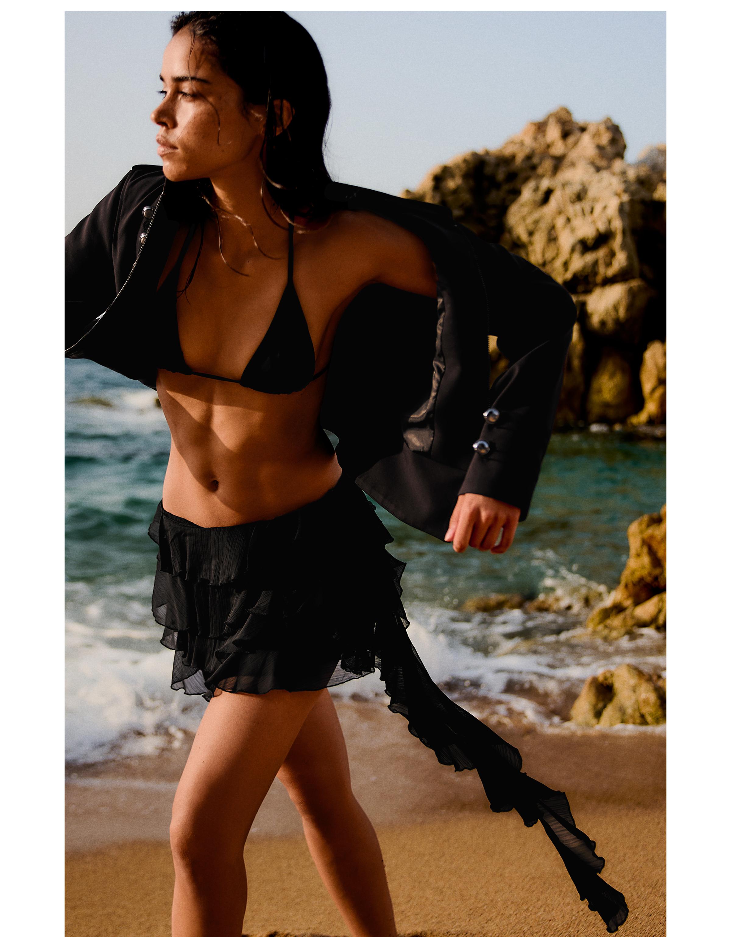 Frill mini skirt — Black