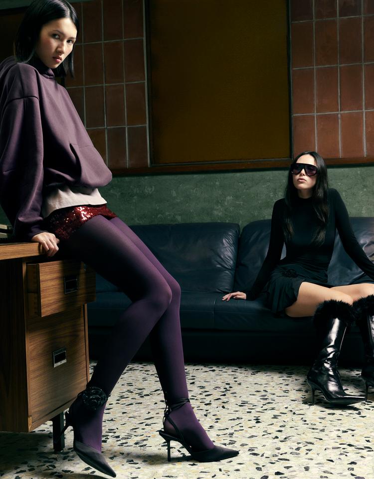 Floral high-heel shoes