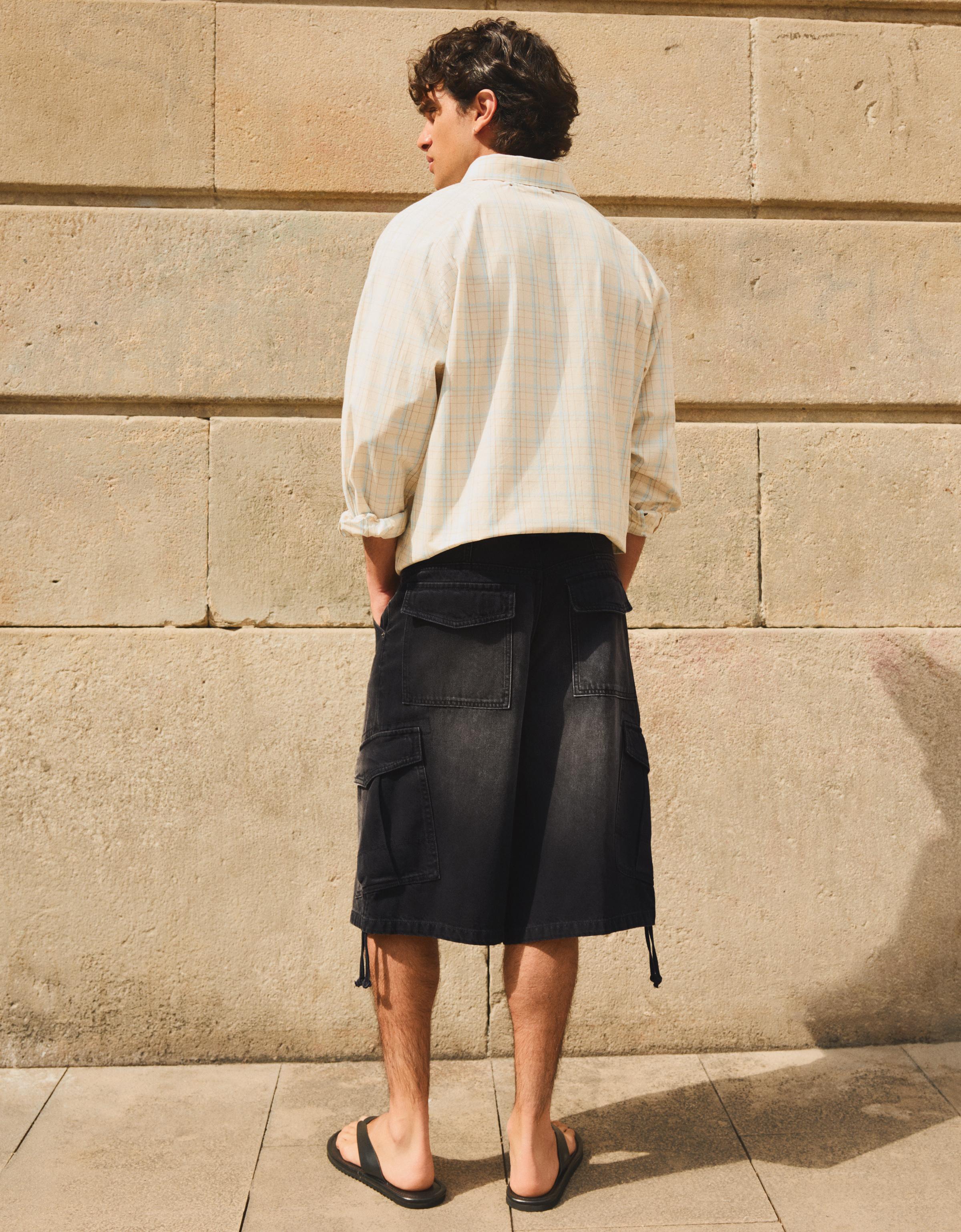 Denim cargo parachute Bermuda shorts — Black