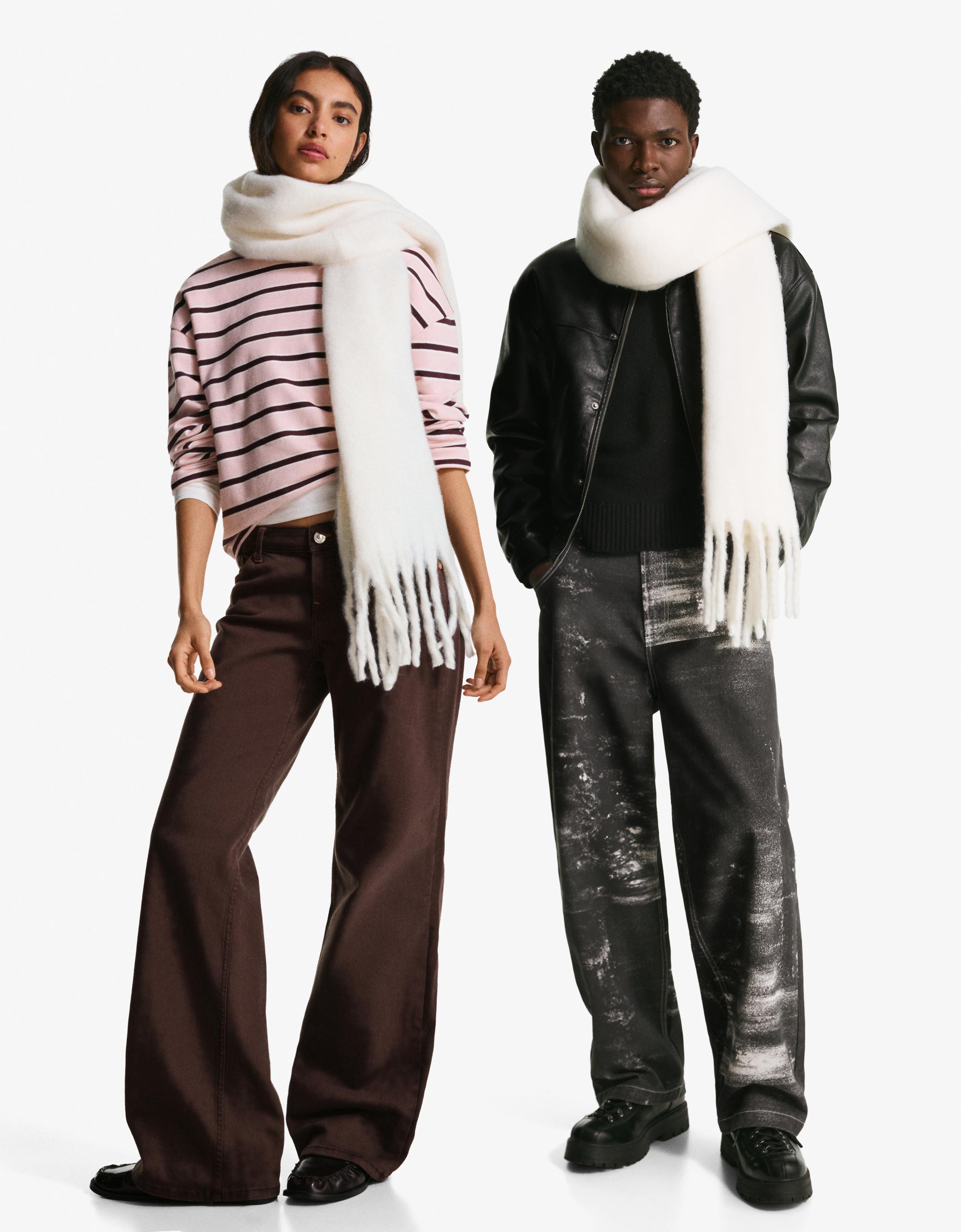 Solid-coloured scarf — Cream