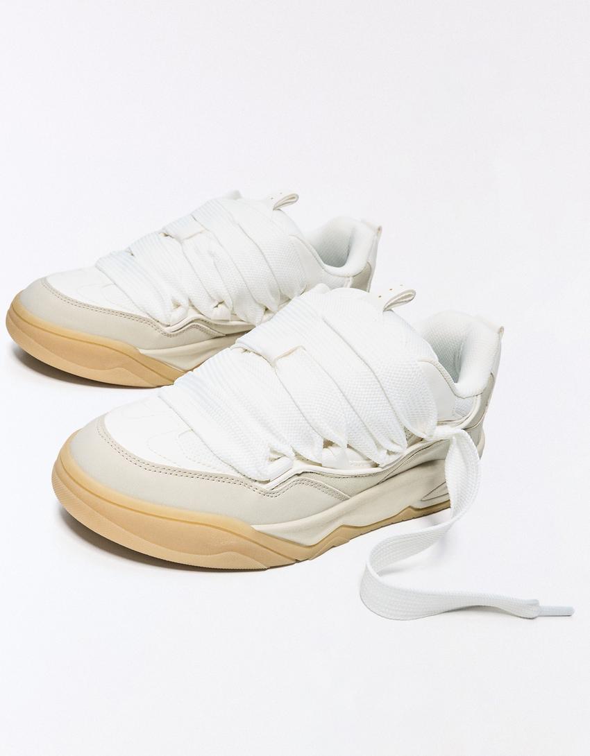 Skate-Sneaker mit dicker Sohle-Kombiniert