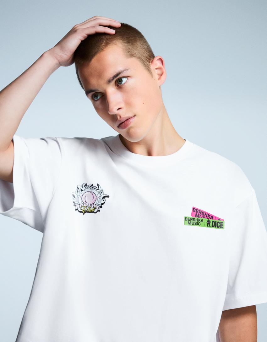 Bershka Music says short sleeve print T-shirt-White