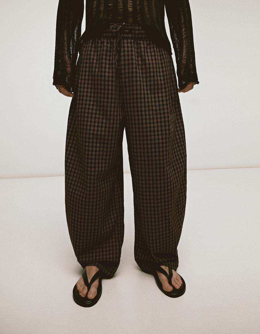 Calça jogger xadrez-Preto