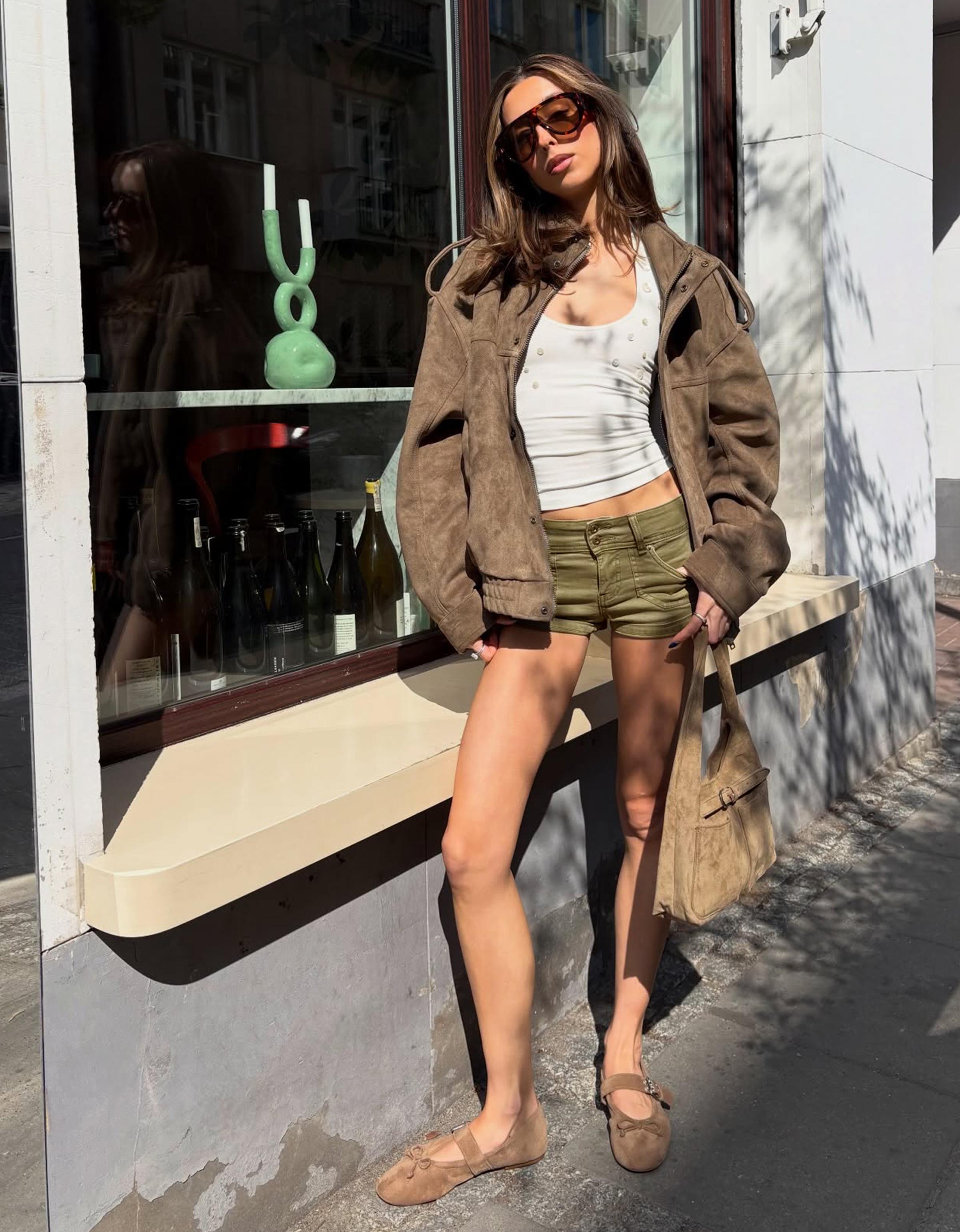Embroidered denim mini shorts — Khaki