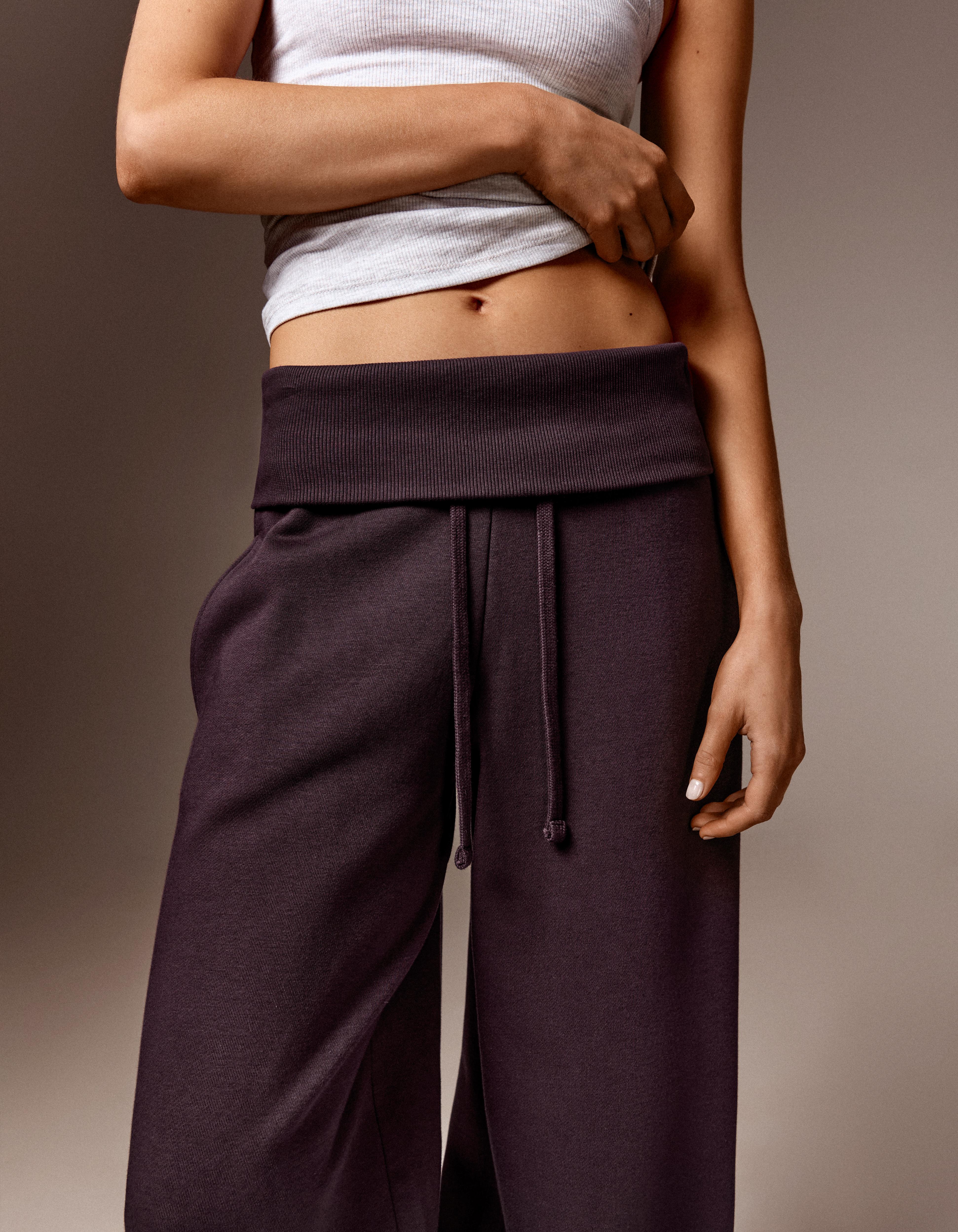 Barrel-leg jersey trousers with fold-over waist — Violet