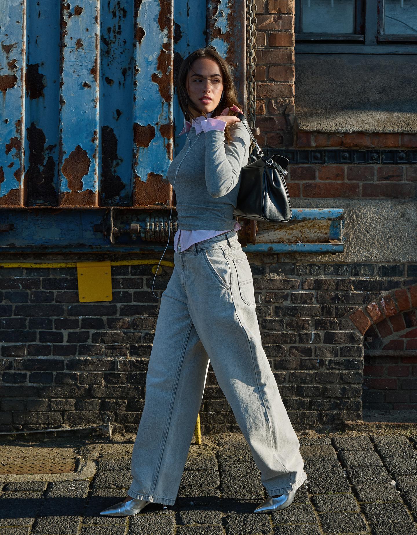 Bershka jeansy o kroju baggy balloon szary