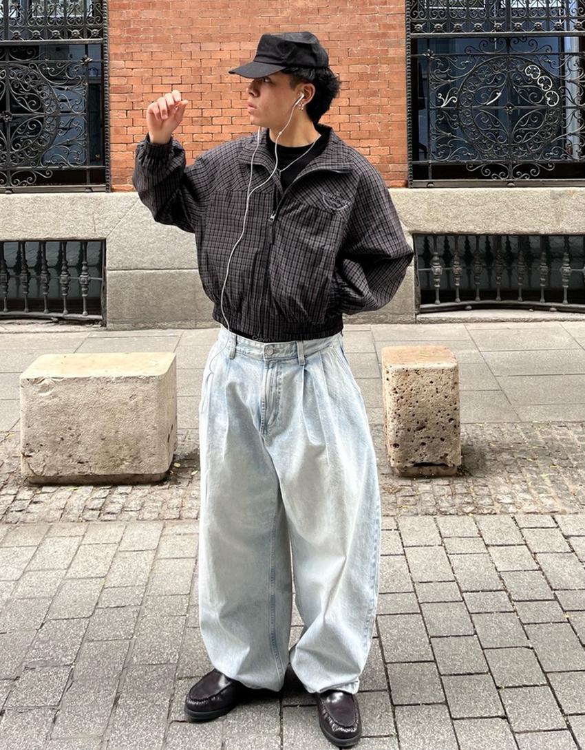 Pleated barrel jeans-Light blue