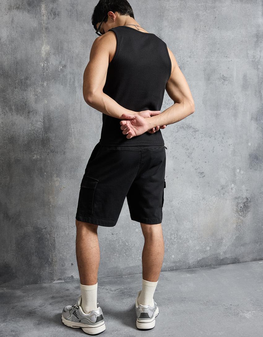 Regular cargo Bermuda shorts-Black