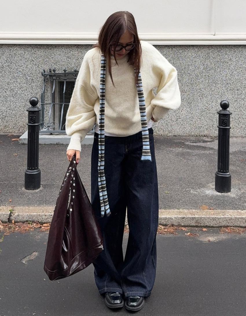 Volume sleeve jumper-Cream