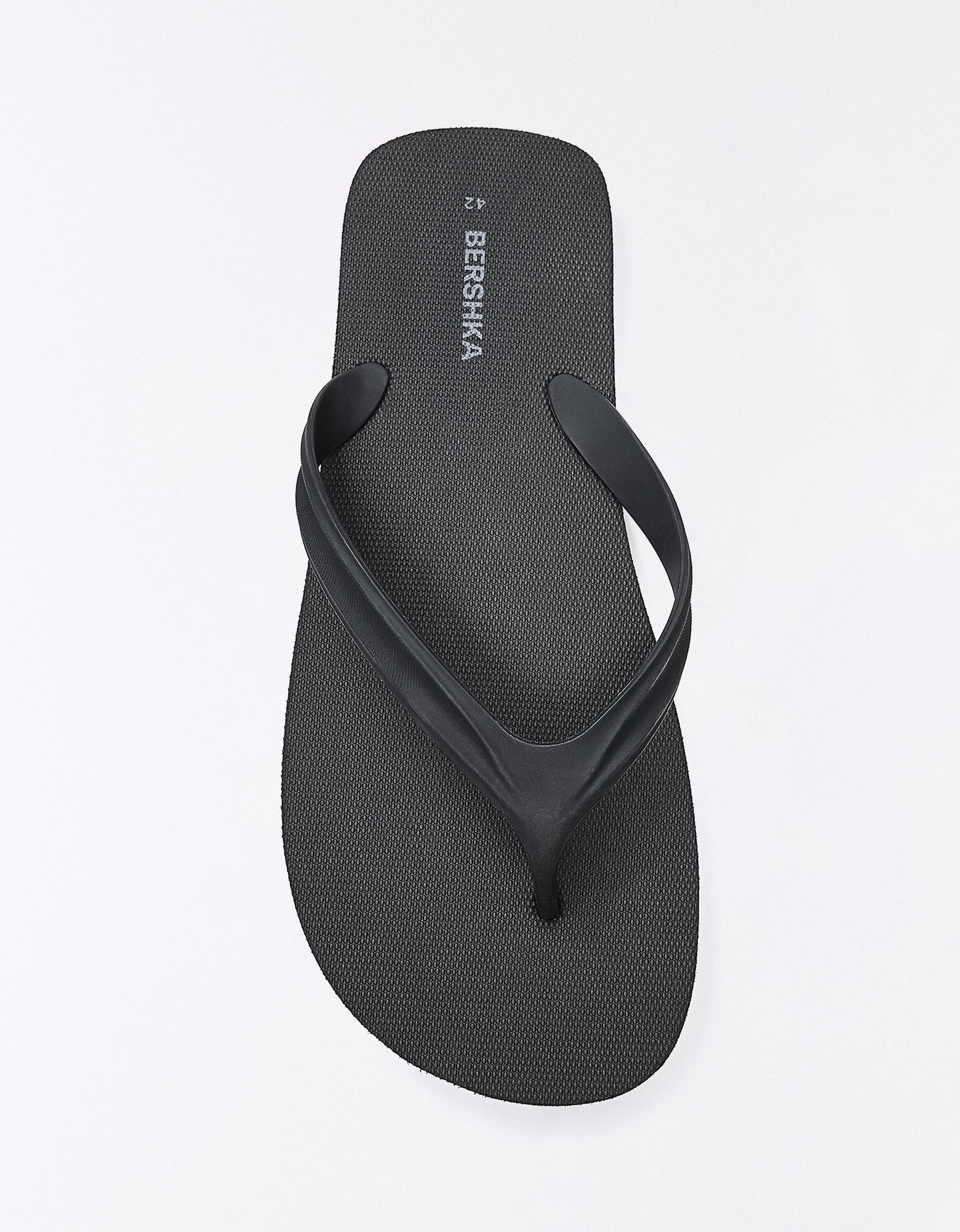 BASIC THONG SANDALS — BLACK
