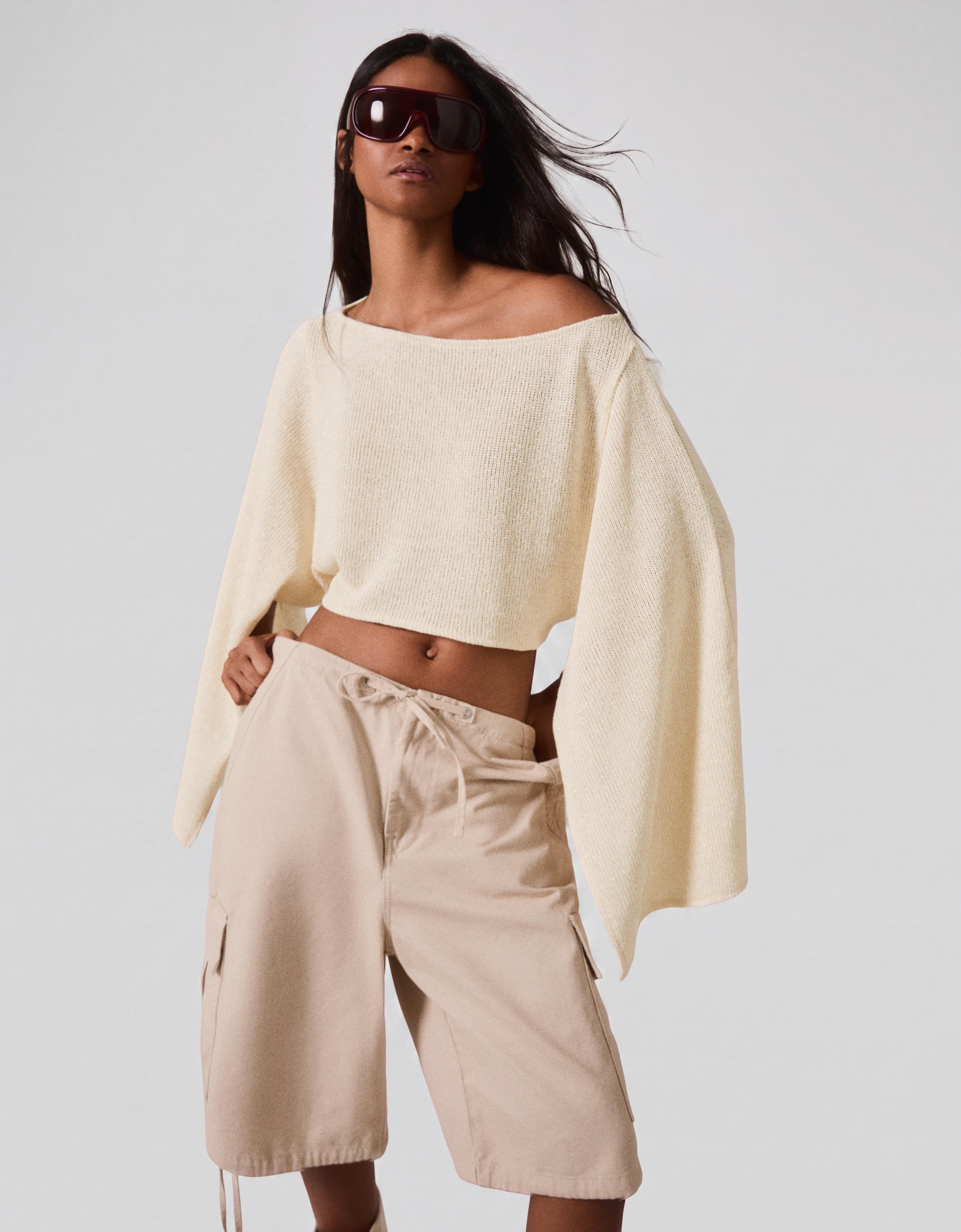 Metallic thread asymmetric cape — Sand
