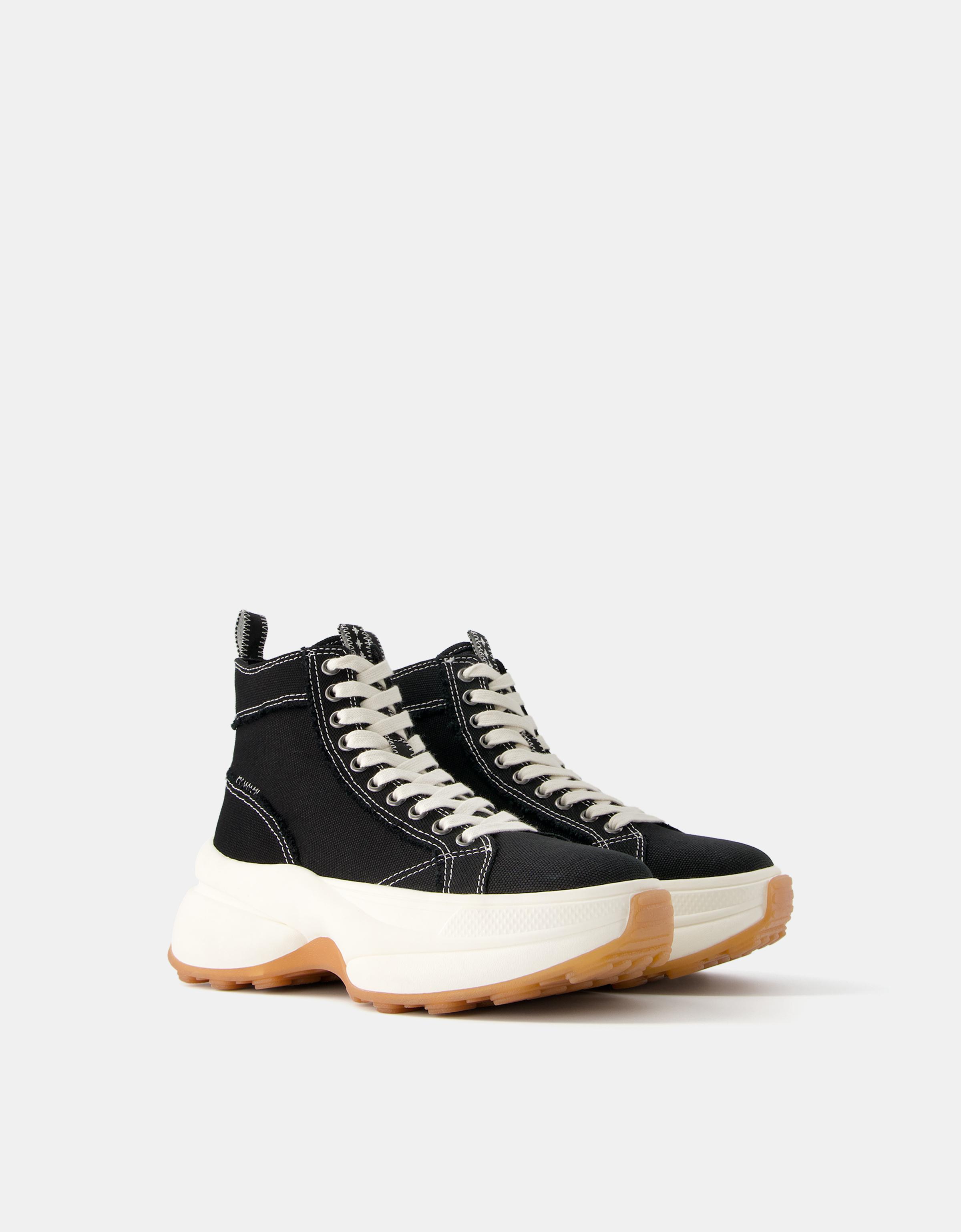 Bershka Hochgeschnittene Sneaker Mit Chunky-Sohle Damen 34 Schwarz