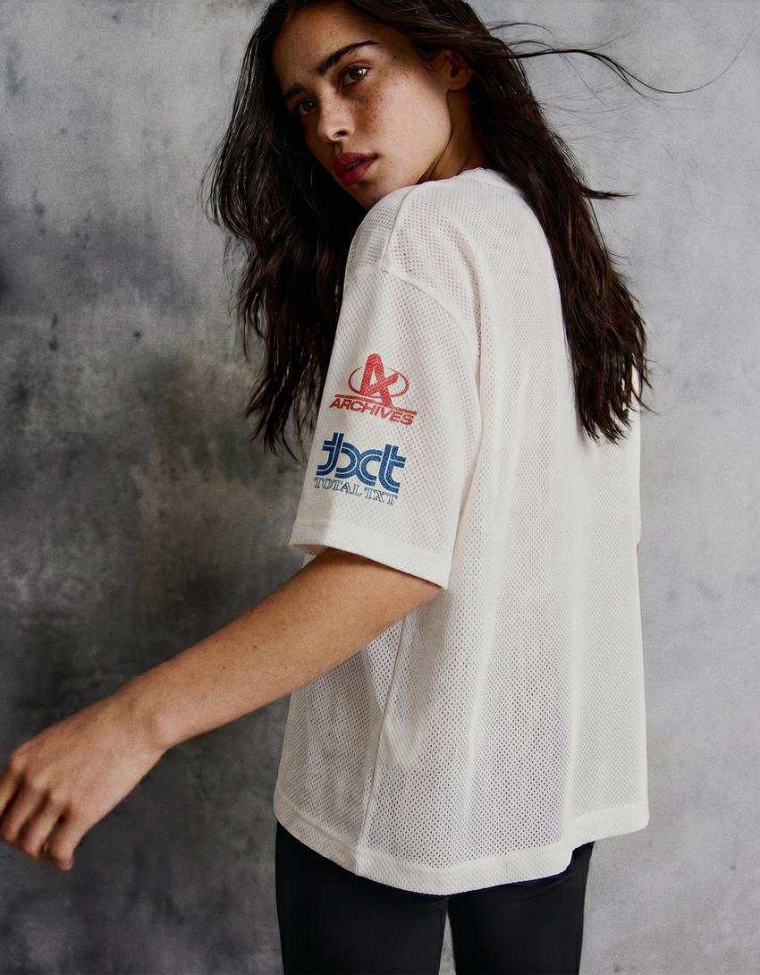 Boxy fit printed T-shirt-Cream