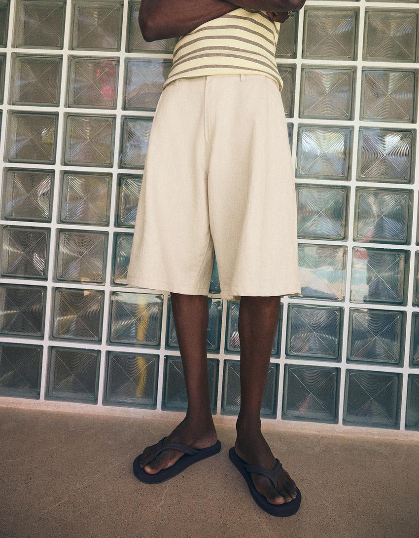 Super baggy linen Bermuda shorts-Sand