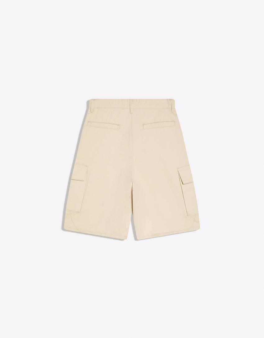 Wide-leg cargo Bermuda shorts-Sand