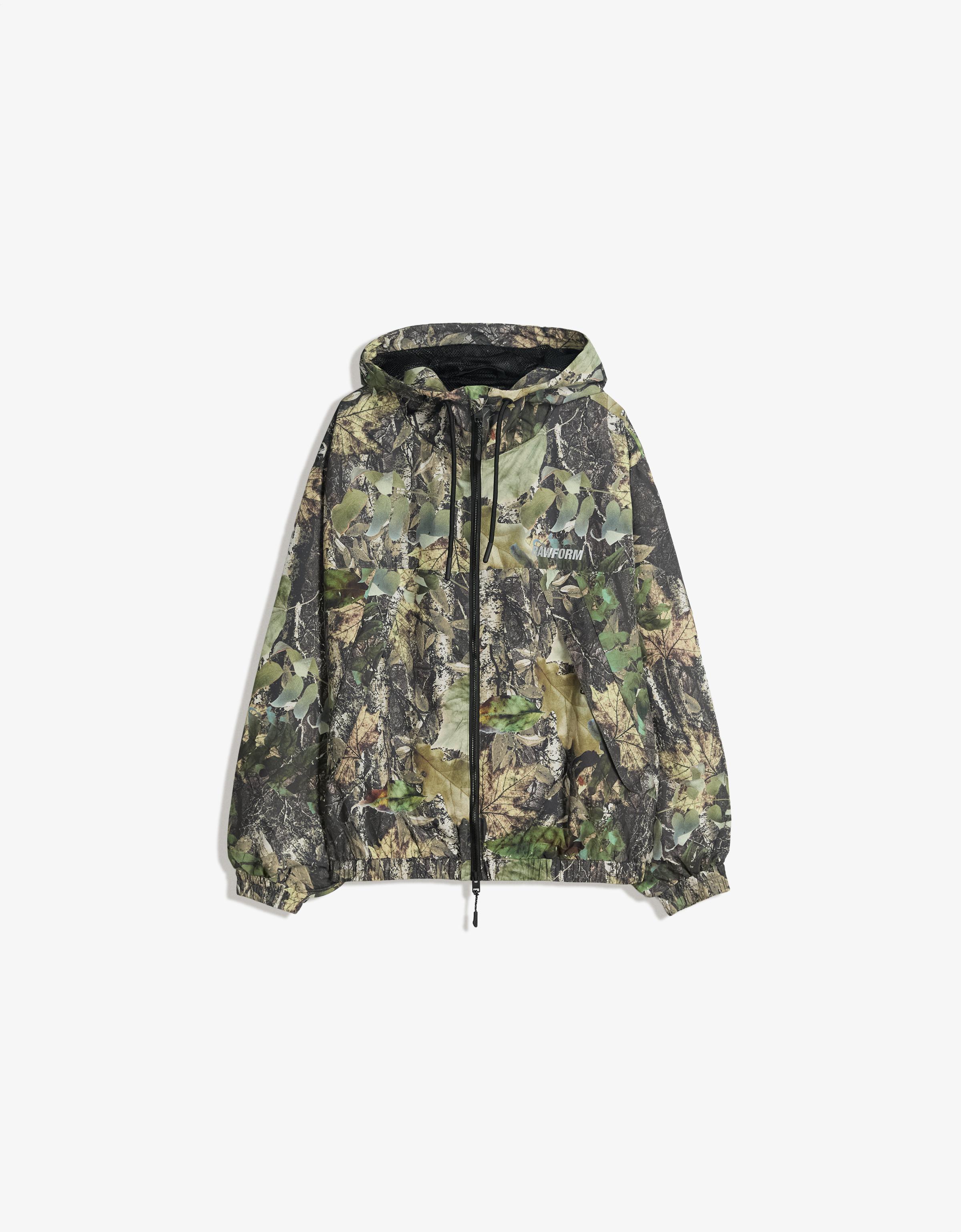 Bershka Funktionsjacke Mit Print Herren S Khaki