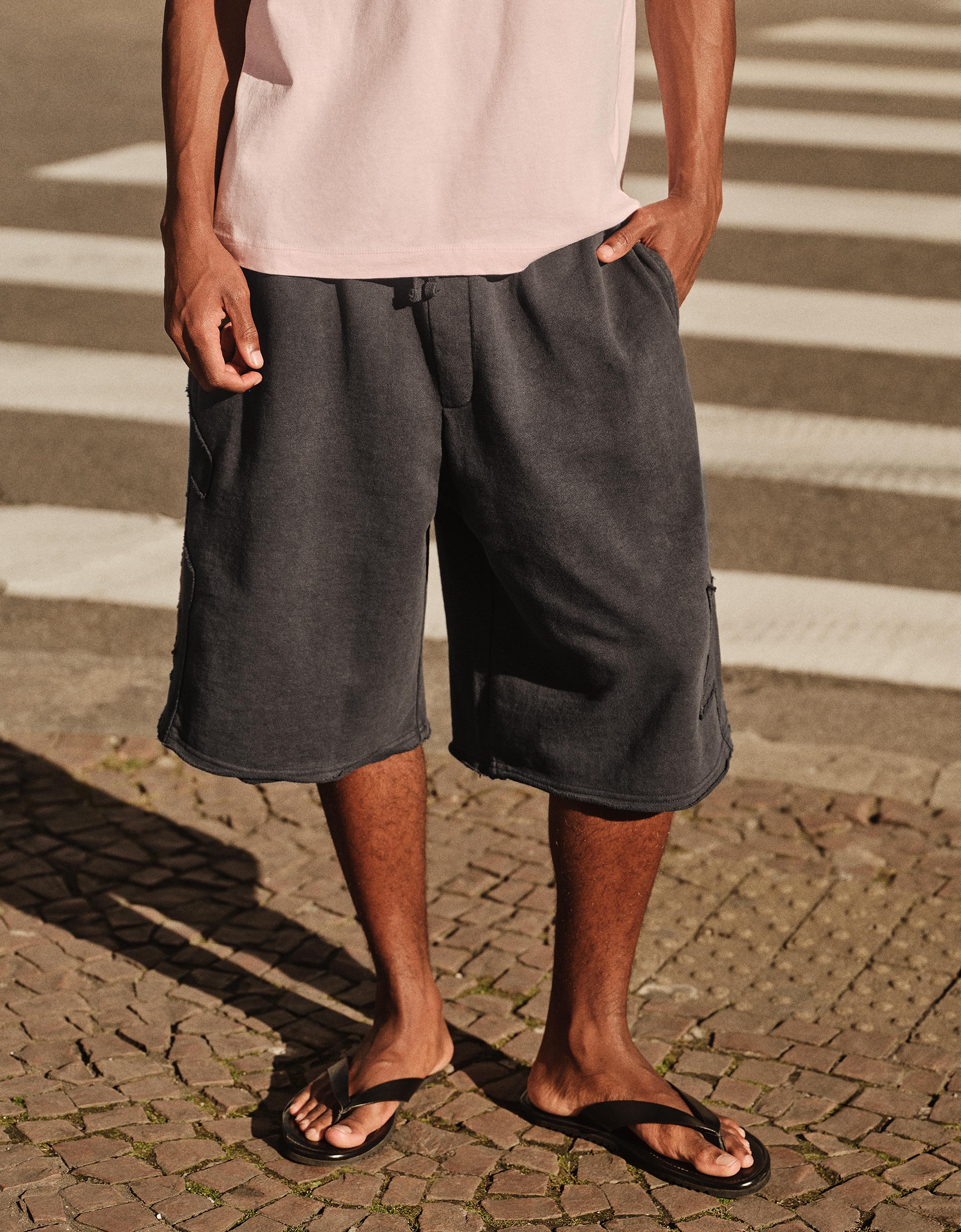 Washed fleece Bermuda shorts with patch — Grey