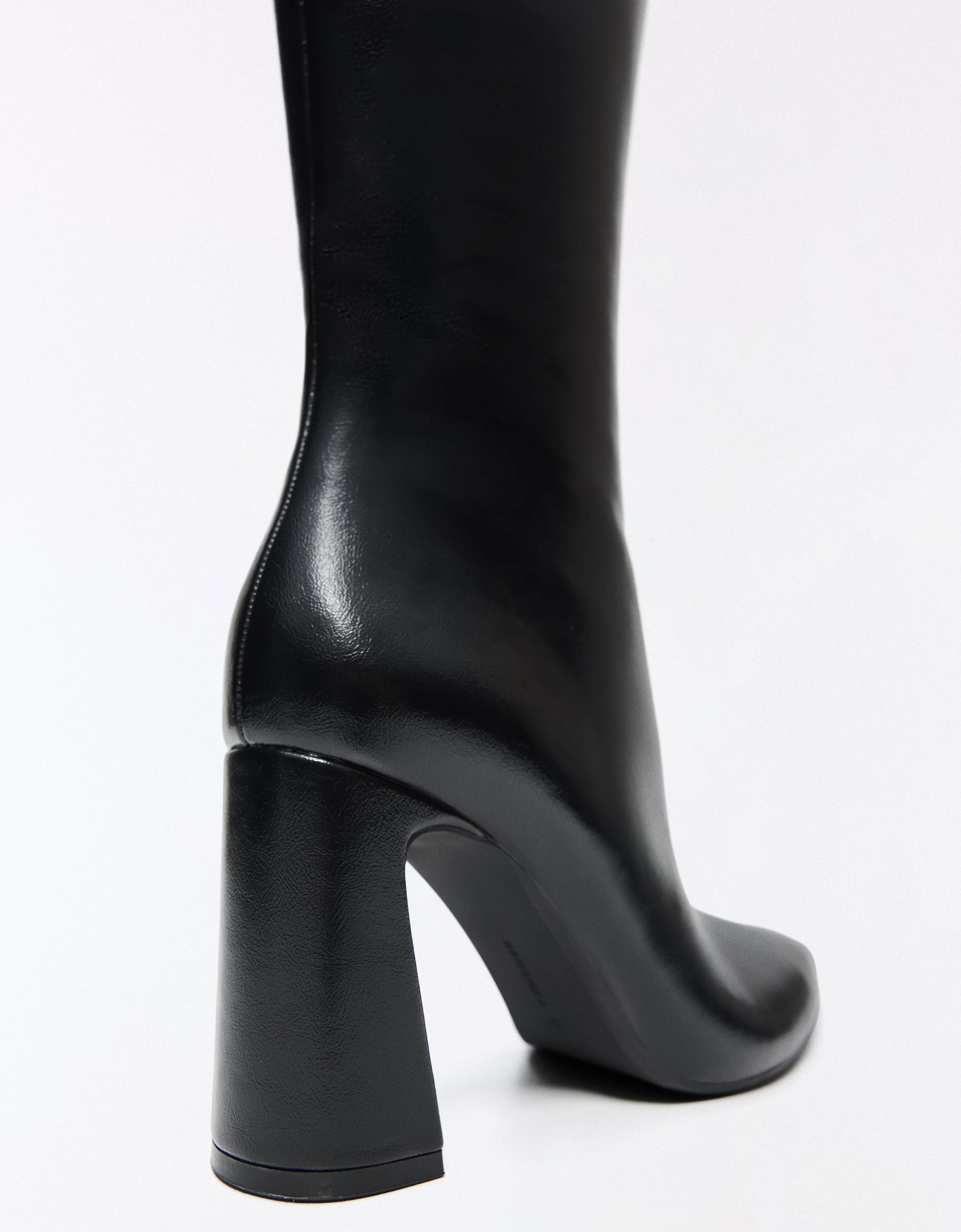 Block heel boots — BLACK