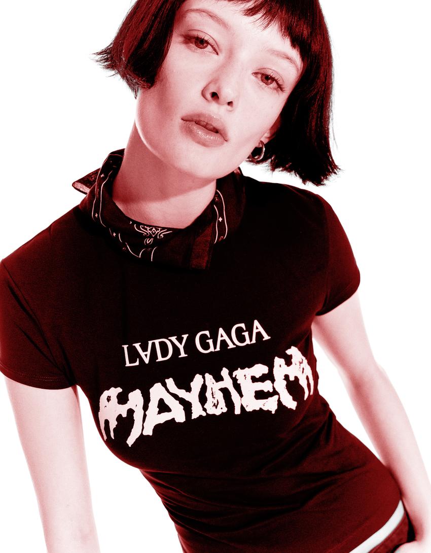 T-shirt Lady Gaga manga curta estampada-Preto