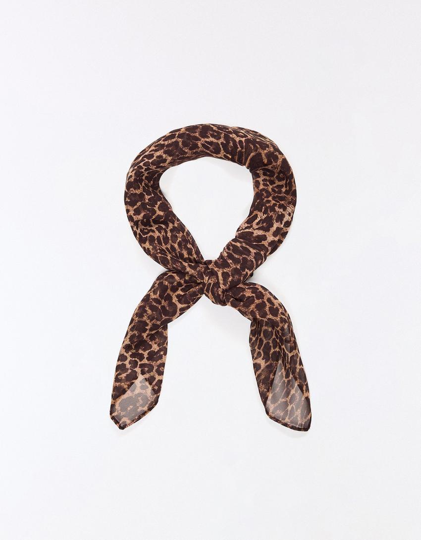 Pañoleta animal print-Marrón