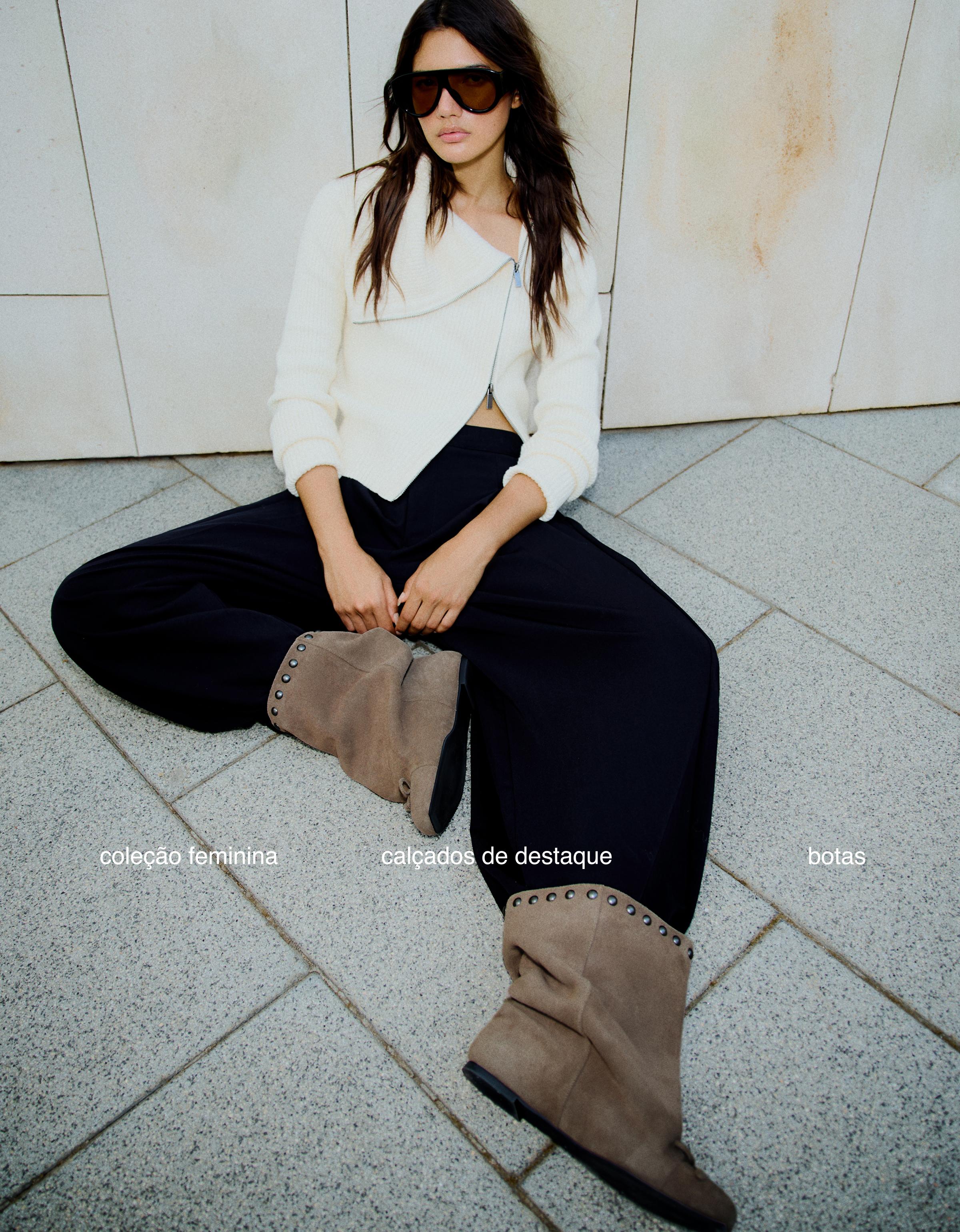 Leather flat ankle boots with wide shaft and studs — TAUPE