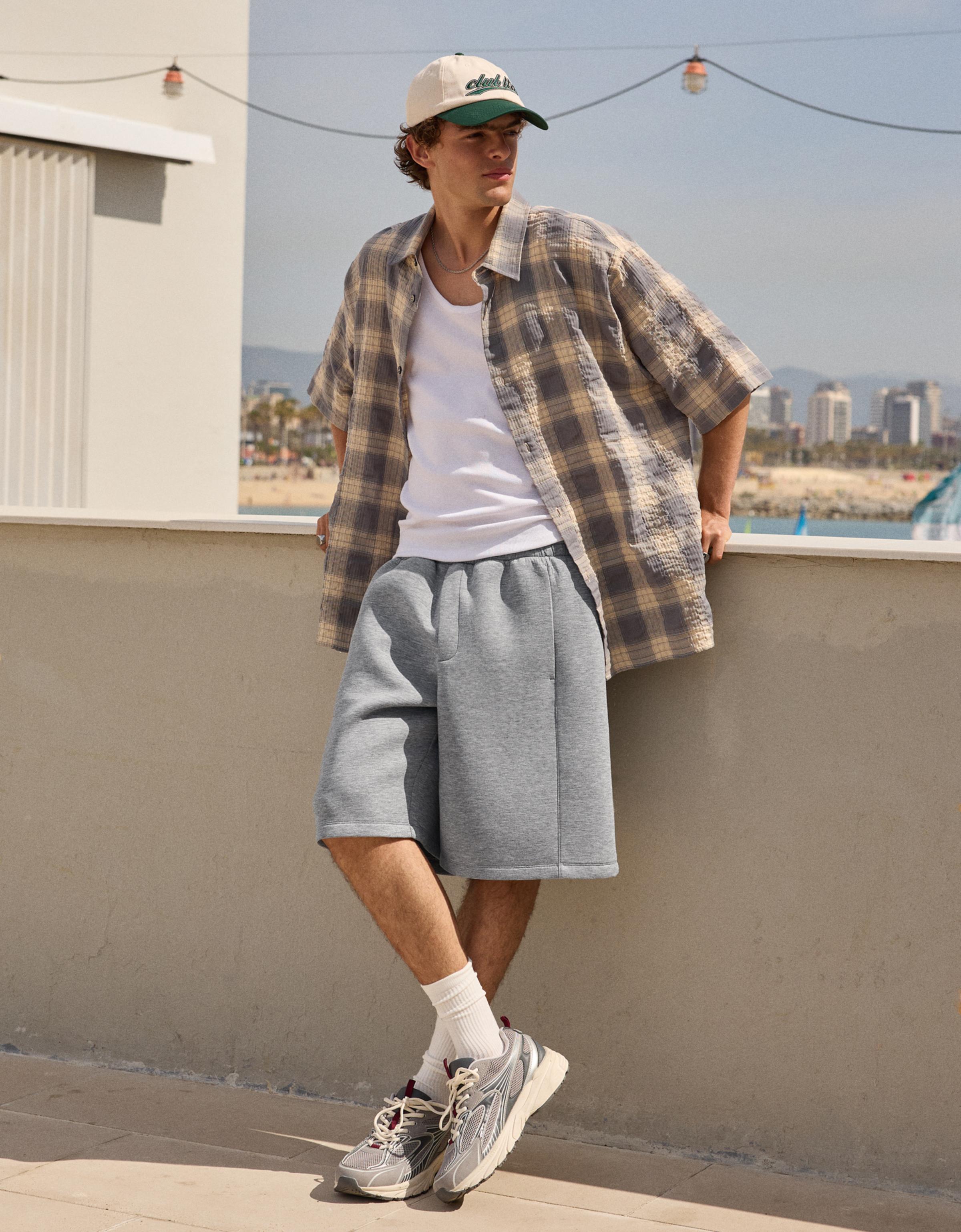 Oversize neoprene Bermuda shorts — Grey