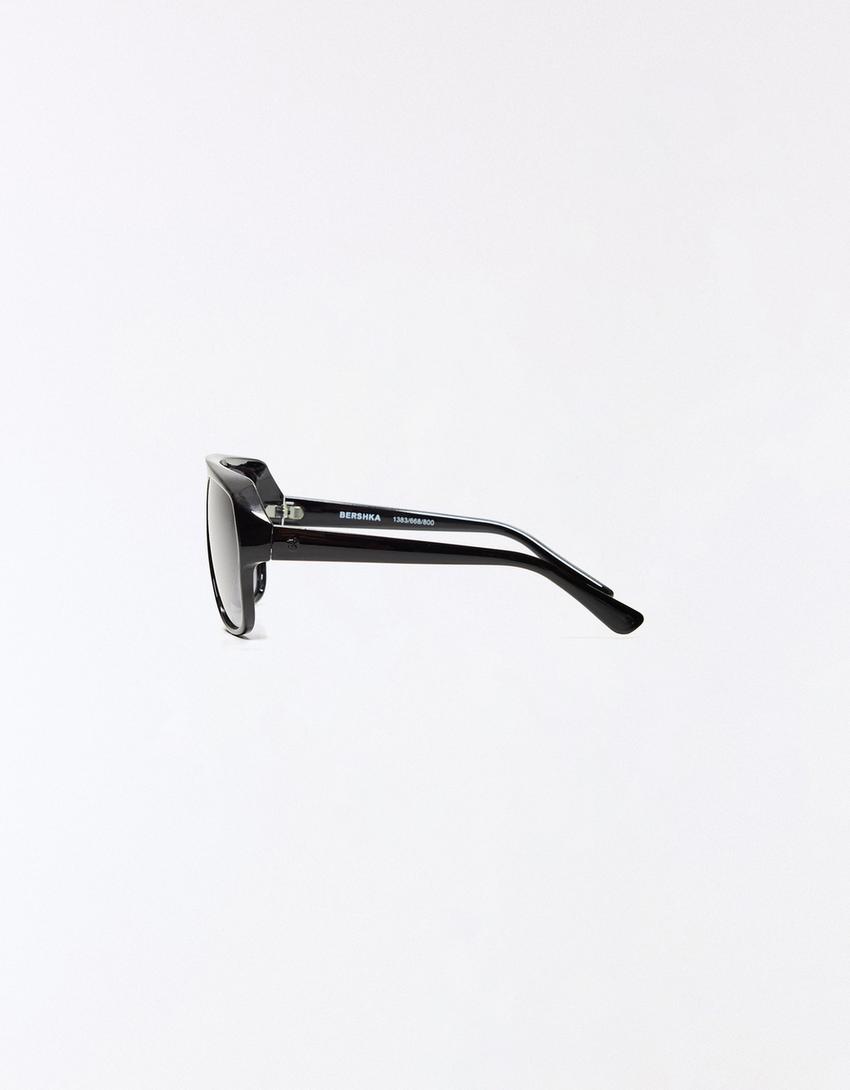 Műanyag keretes napszemüveg-Fekete