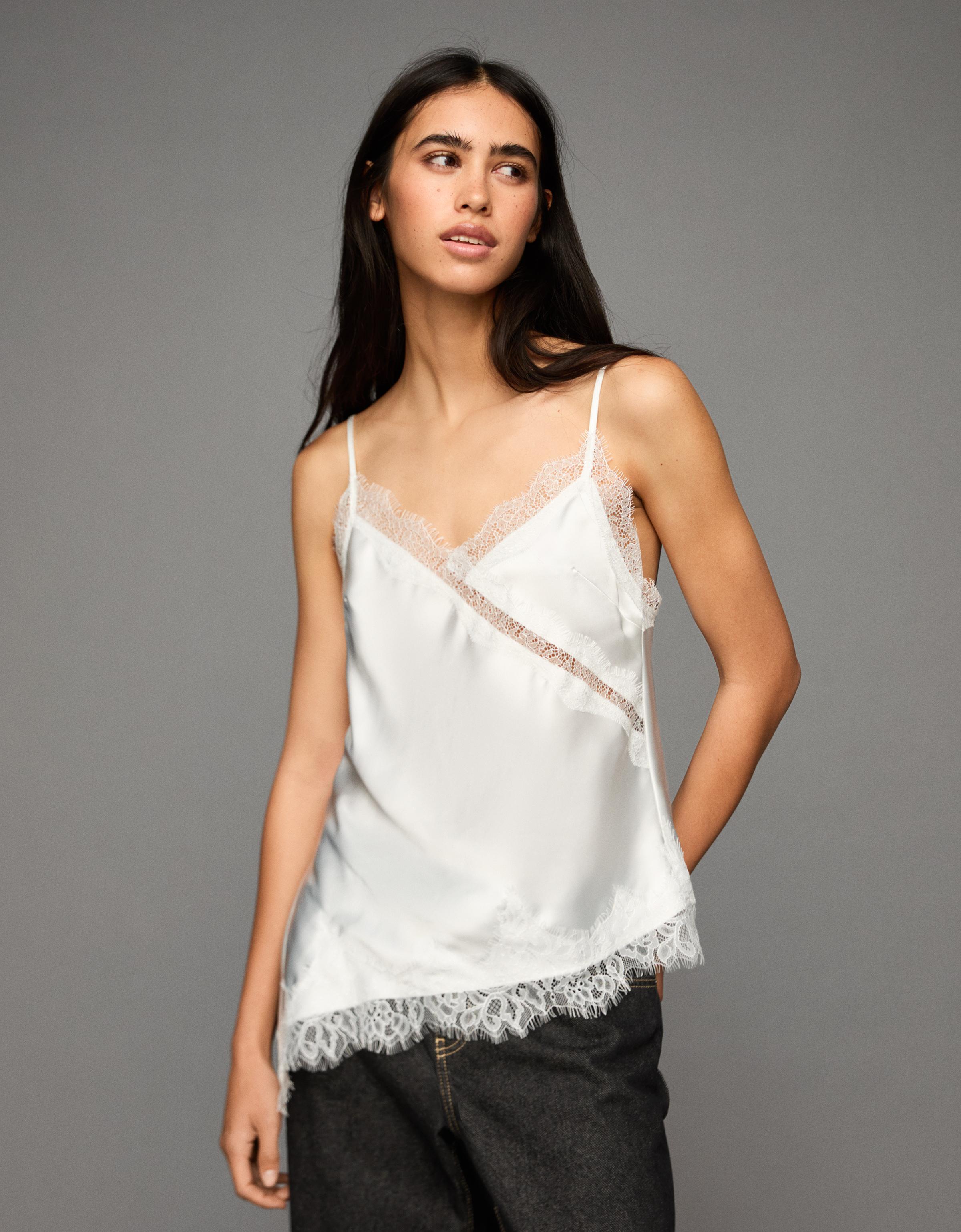 Bershka Asymmetrisches Satin-Trägertop Damen Xs Rohweiß
