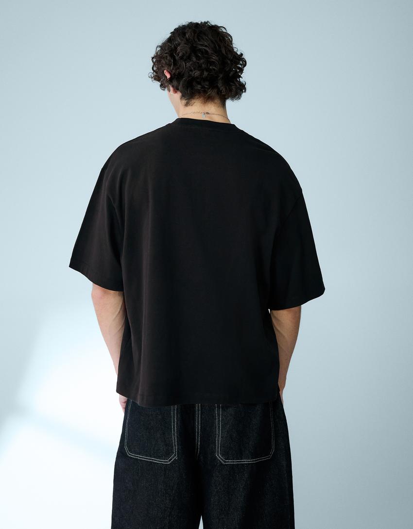 Boxy-T-Shirt mit kurzen Ärmeln-Schwarz