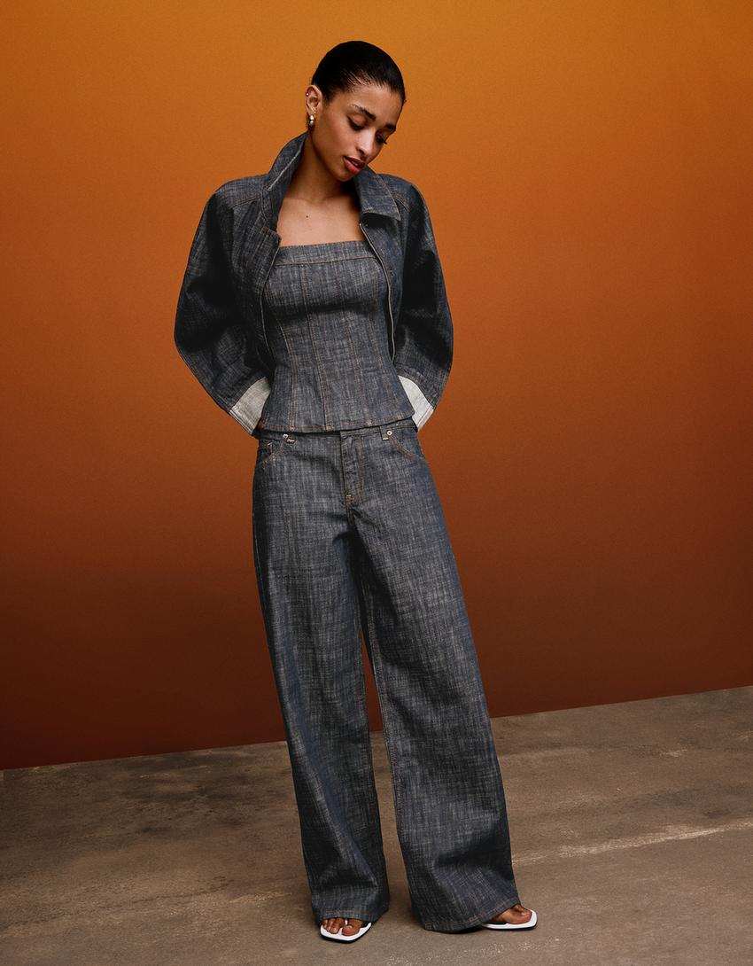 Low-rise textured boyfriend jeans-Blue