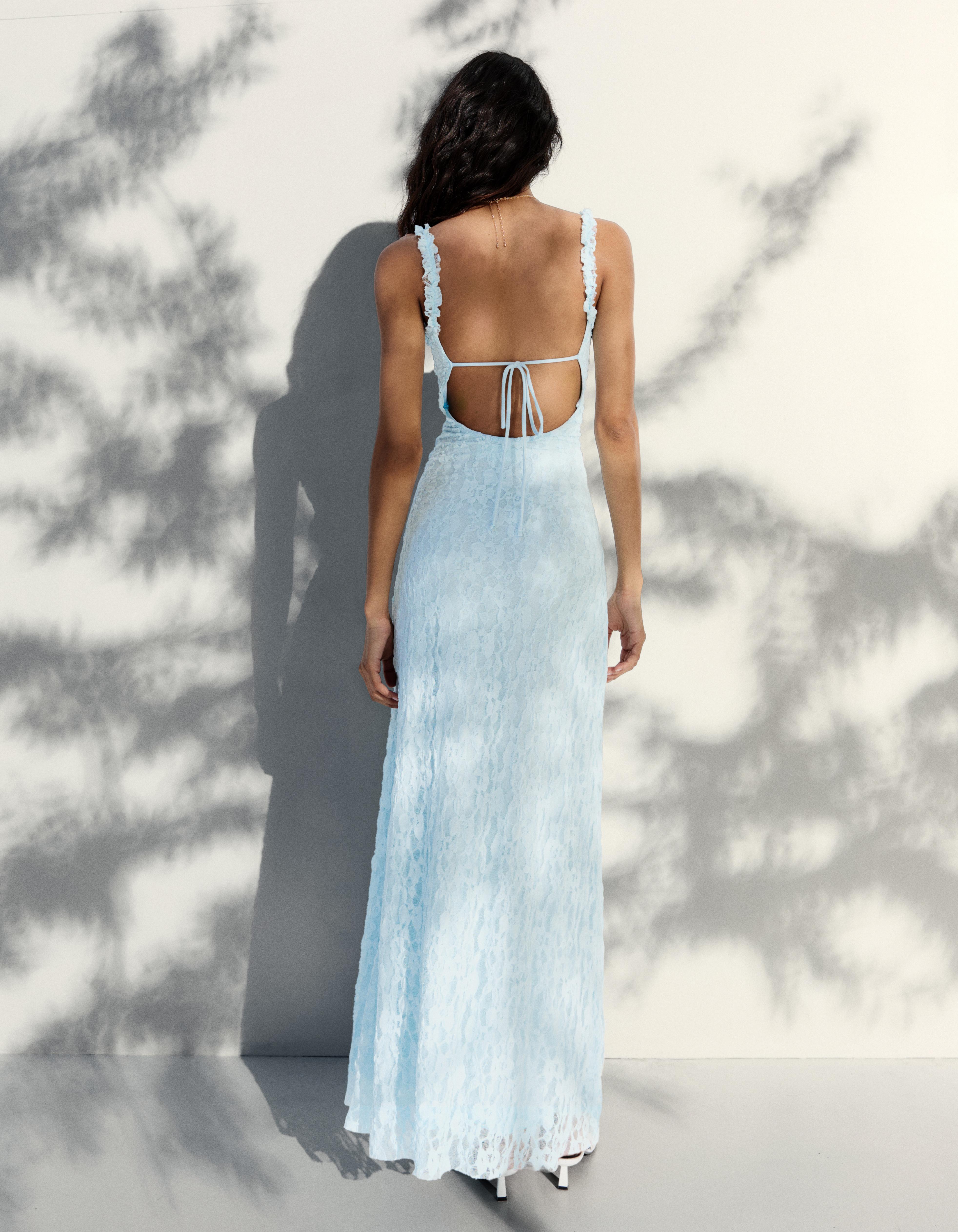 Lace midi dress — Light blue