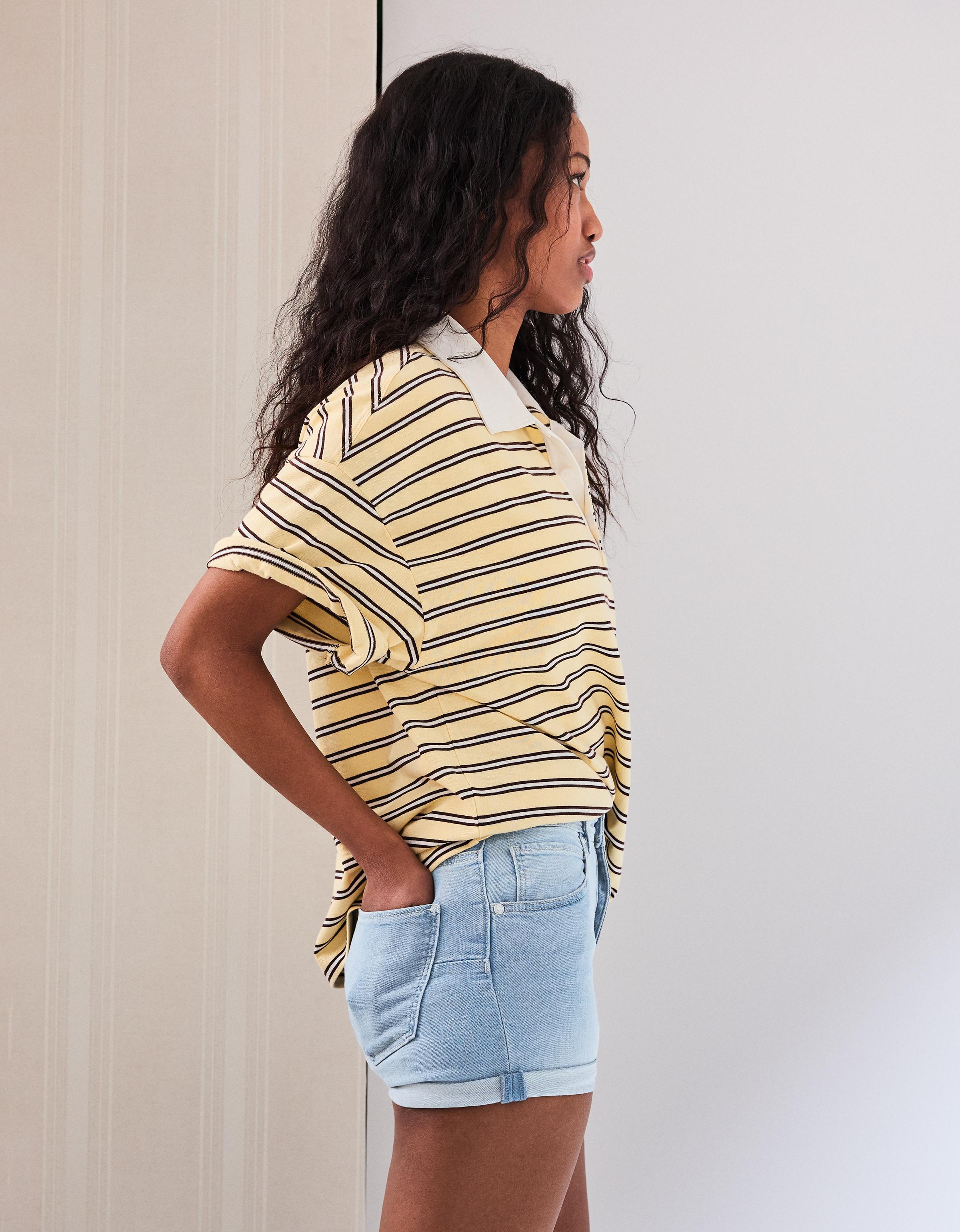 Katlanabilir paçalı denim şort - Görsel 132