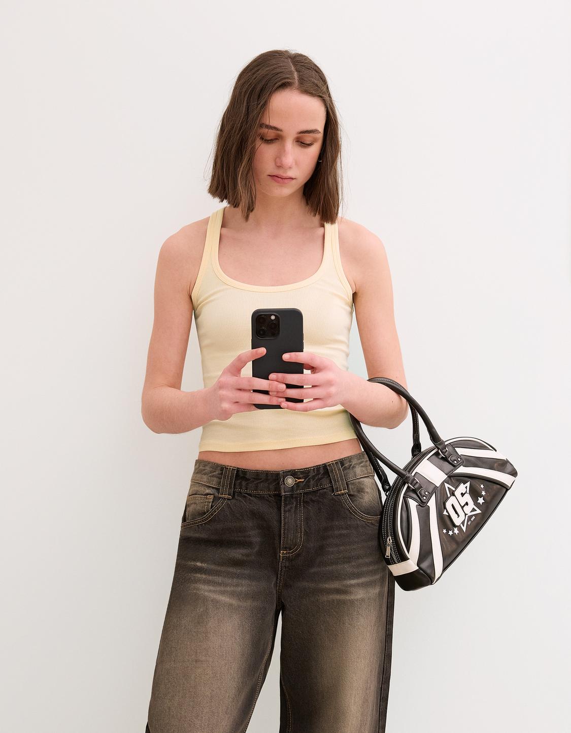 Sleeveless ribbed T-shirt