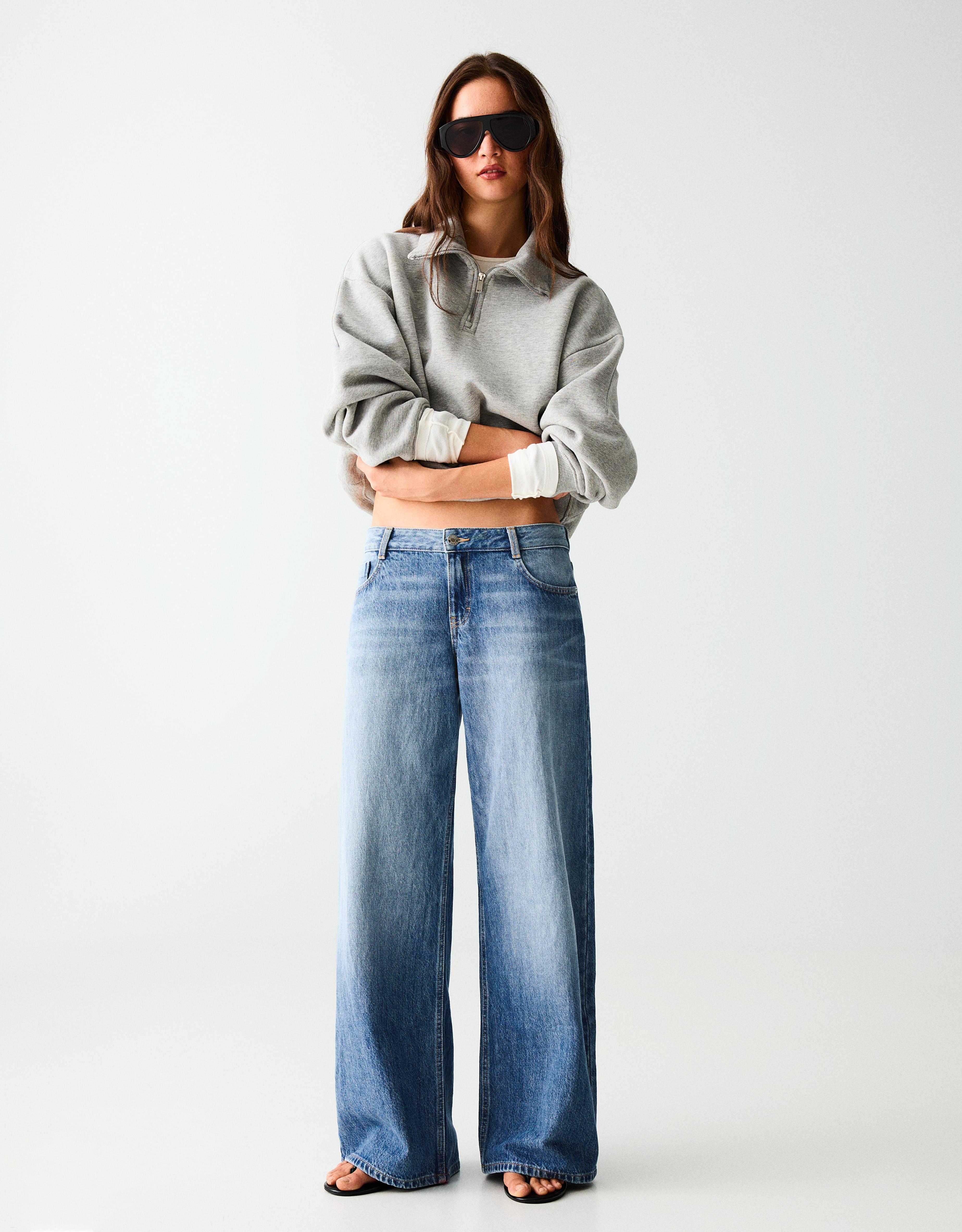 Low-rise wide-leg jeans — Light blue