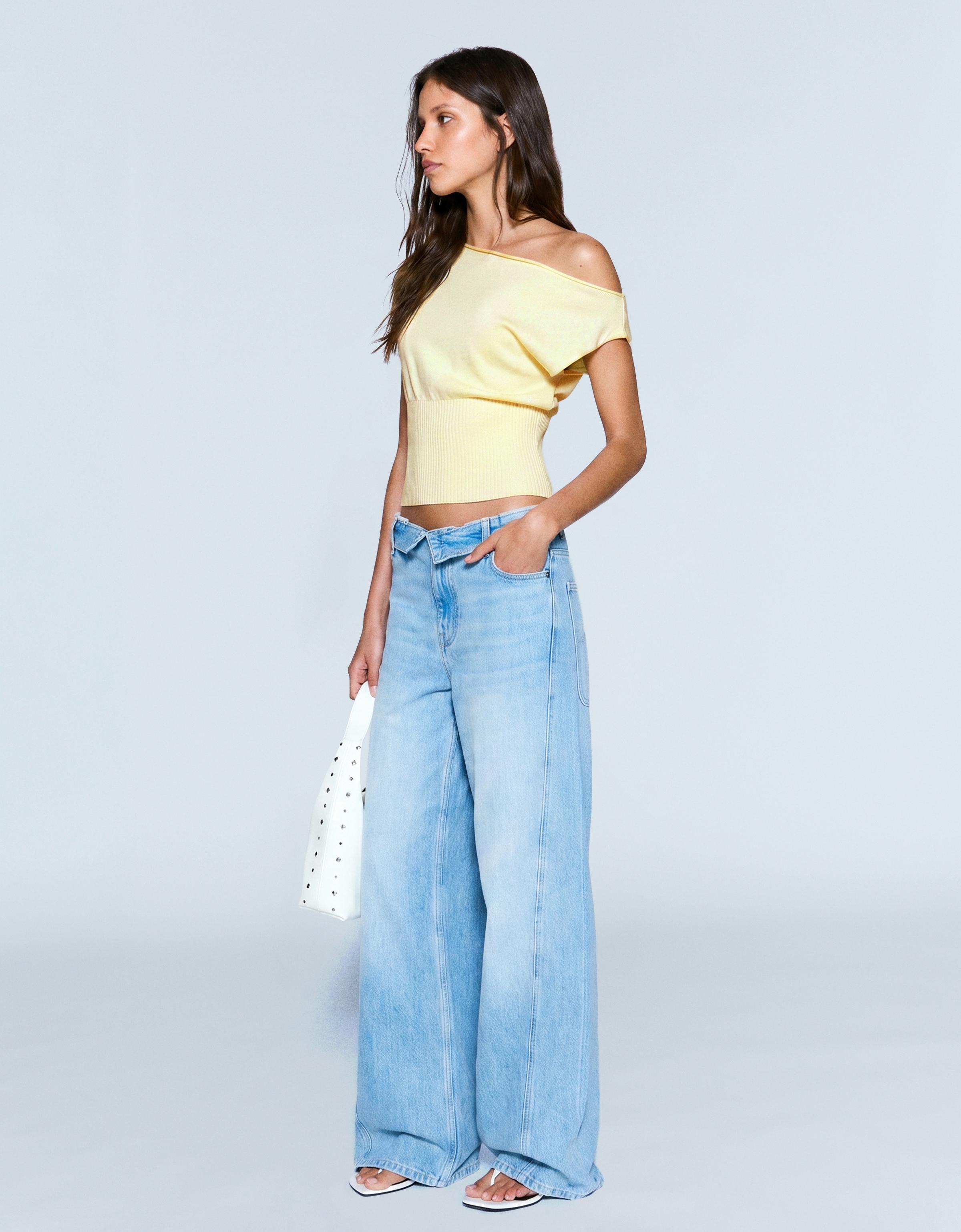 Knit boat neck top — Yellow