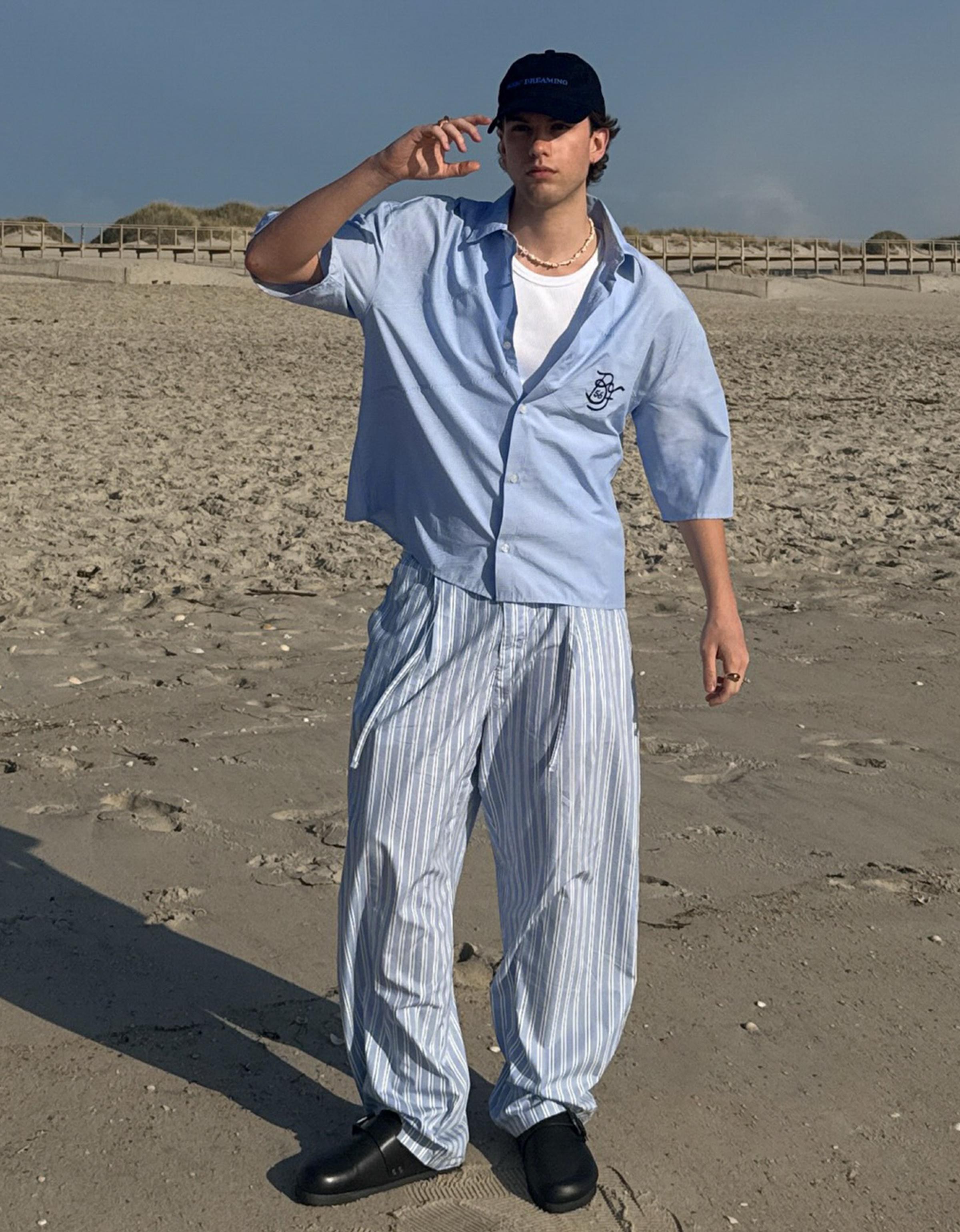 Camisa Manga Corta Oversize Bordado Hombre L Azul Claro