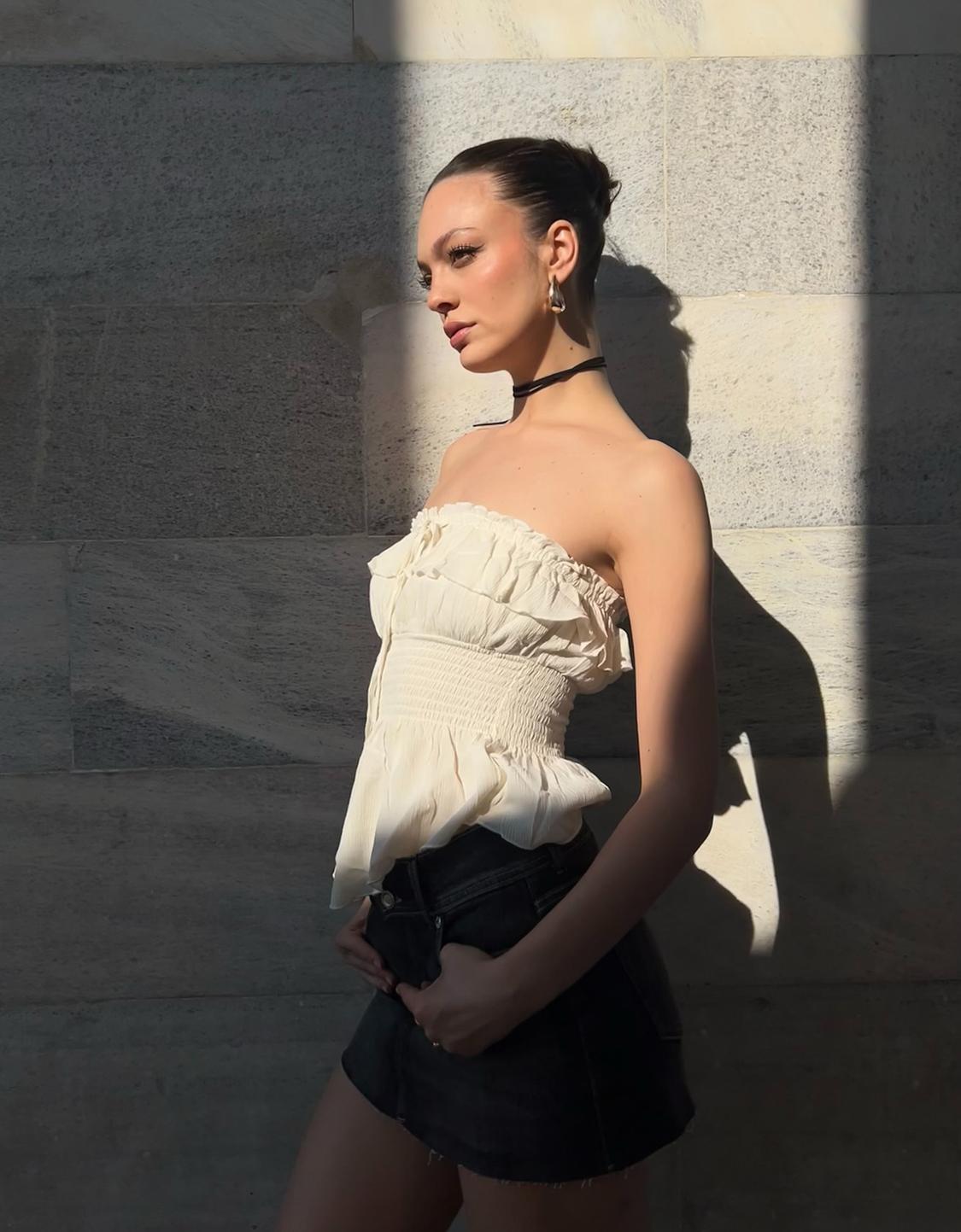 Textured bandeau top with ruffle