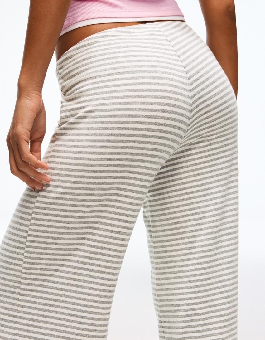 Gerade Hose mit Streifenprint-Grau