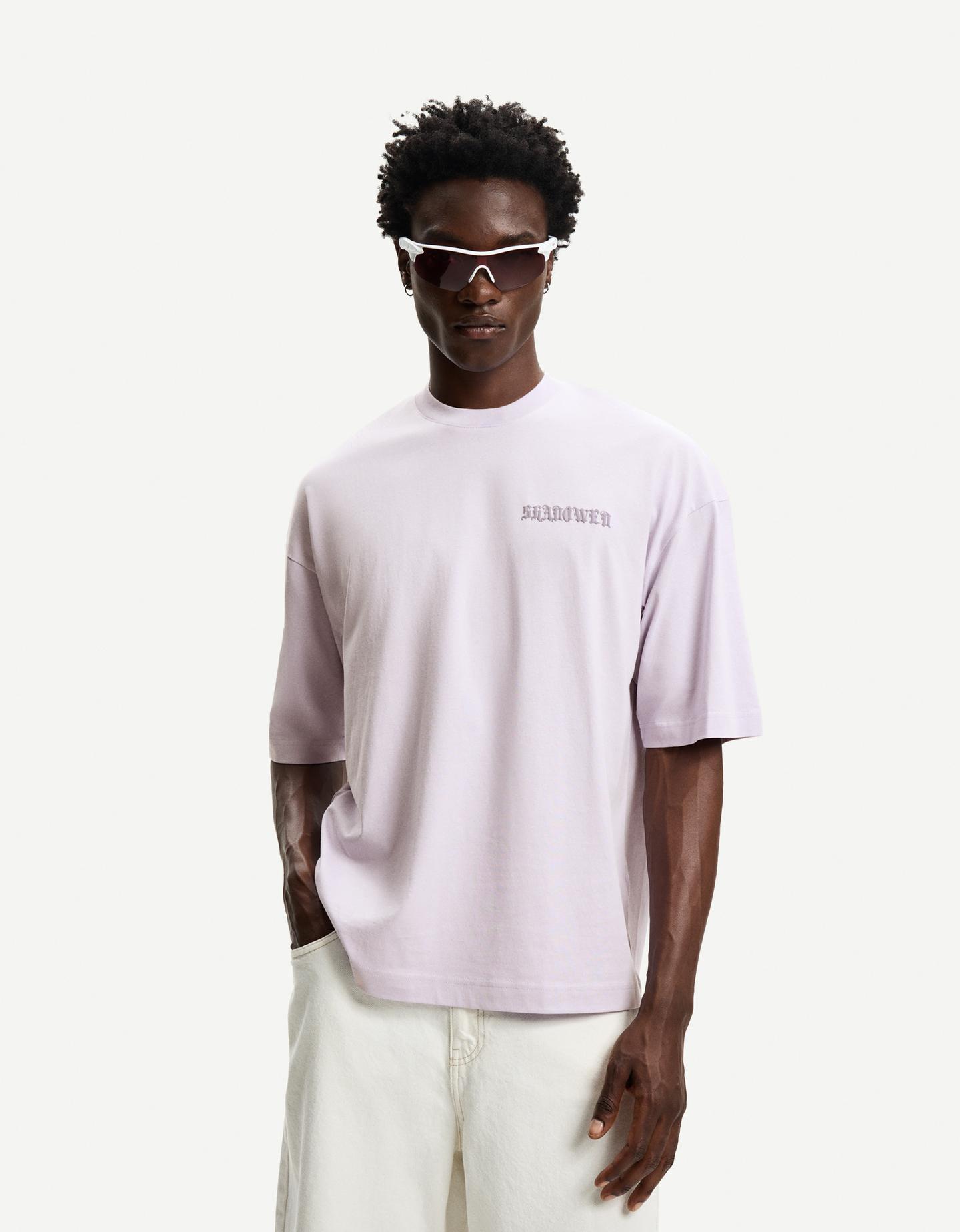 Bershka koszulka oversize z krótkim rękawem i nadrukiem fioletowy