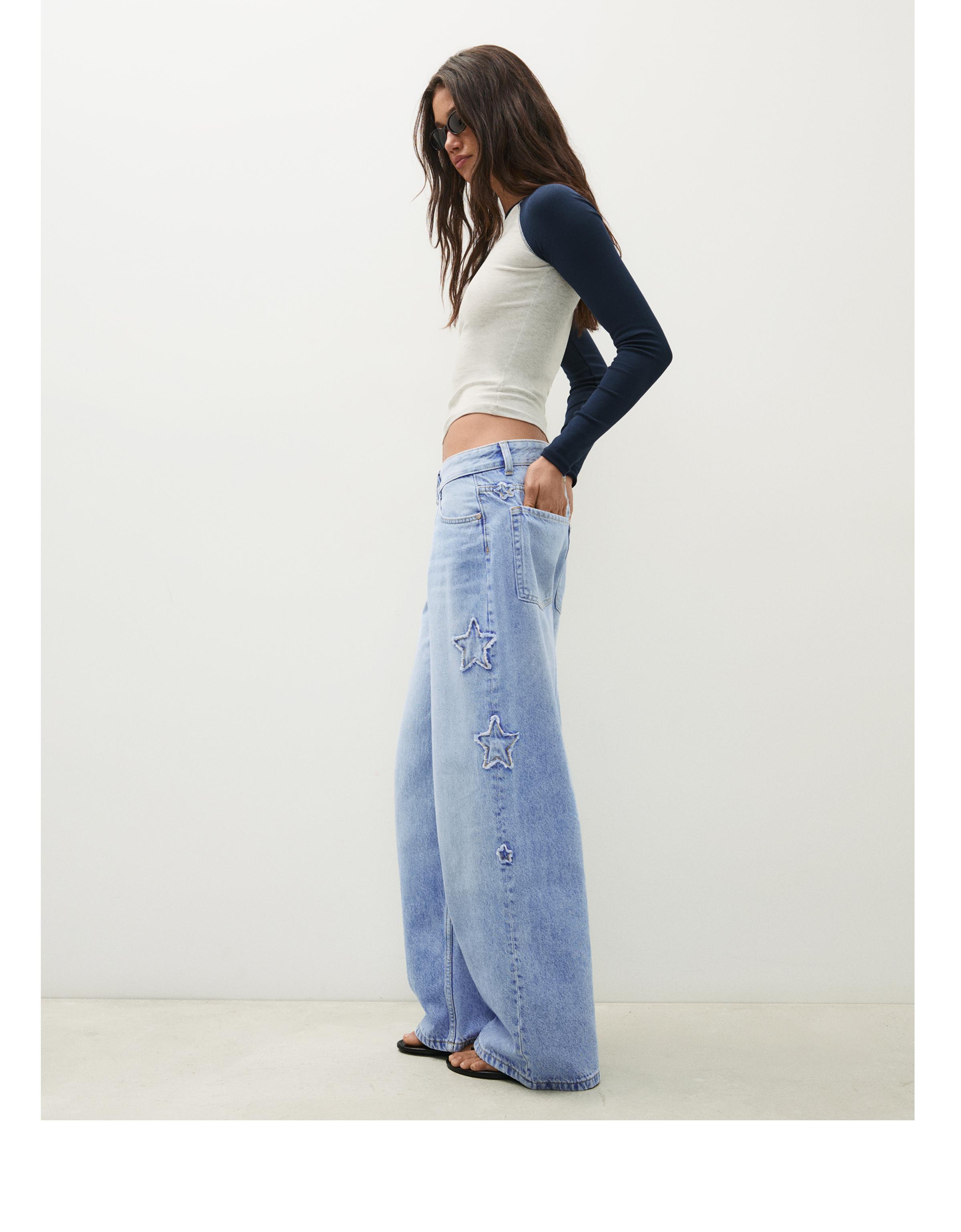 Boyfriend jeans with star print — Light blue
