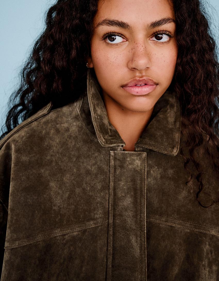 Truckerjakke i semsket skinn-Kakifarge