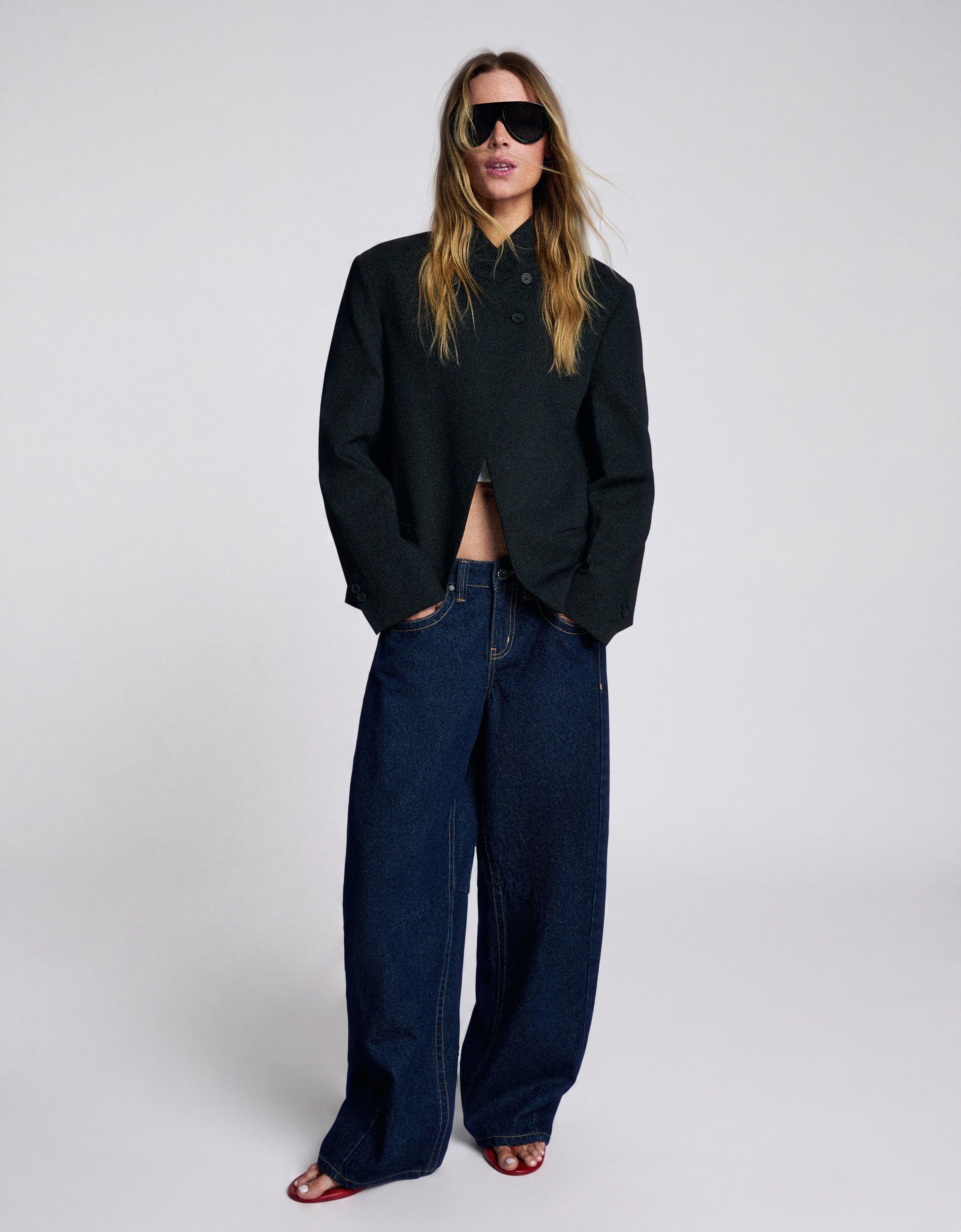 Double-breasted button-up blazer — Black