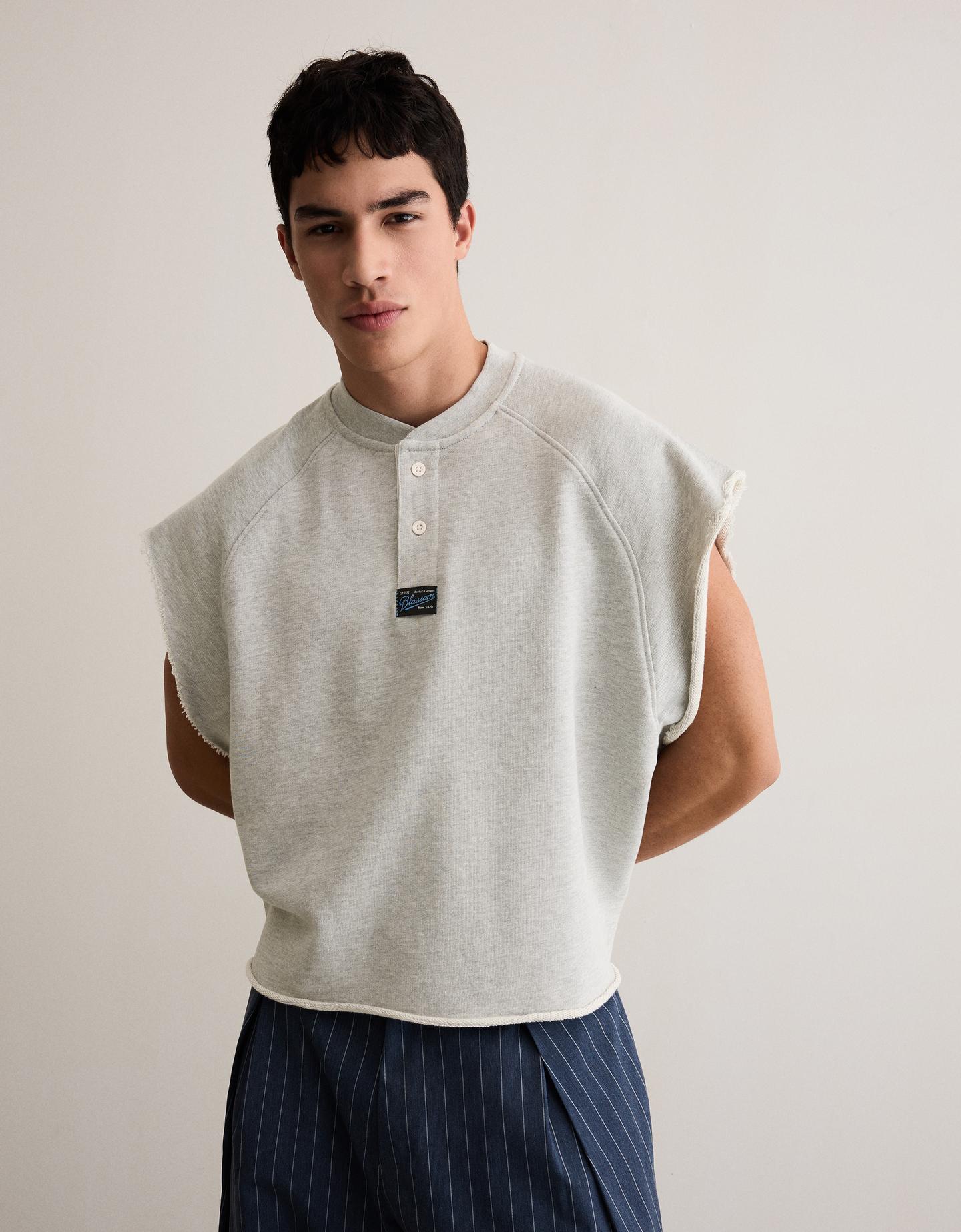 Bershka koszulka z dzianiny dresowej o kroju worker fit szary